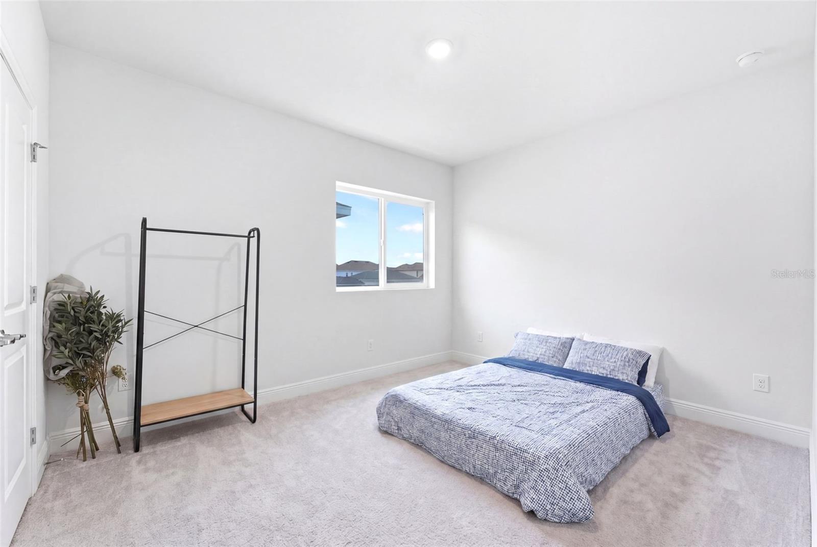 Image 25 of 31 For 28905 Orange Berry Drive