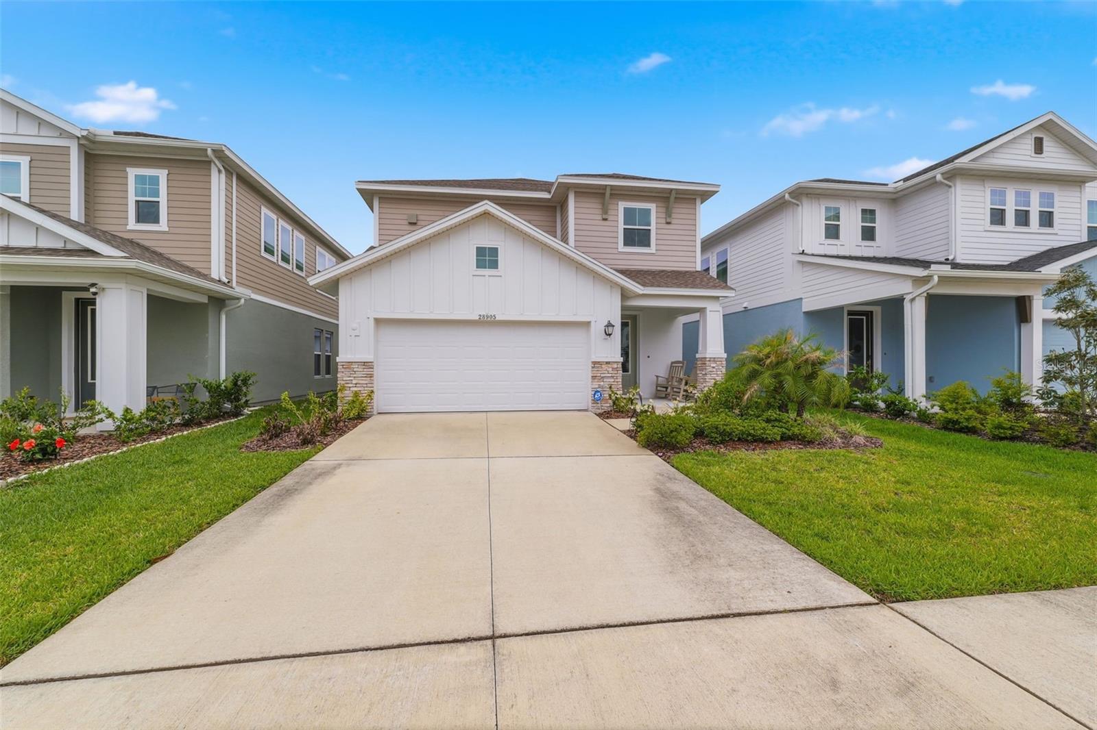 Image 3 of 31 For 28905 Orange Berry Drive