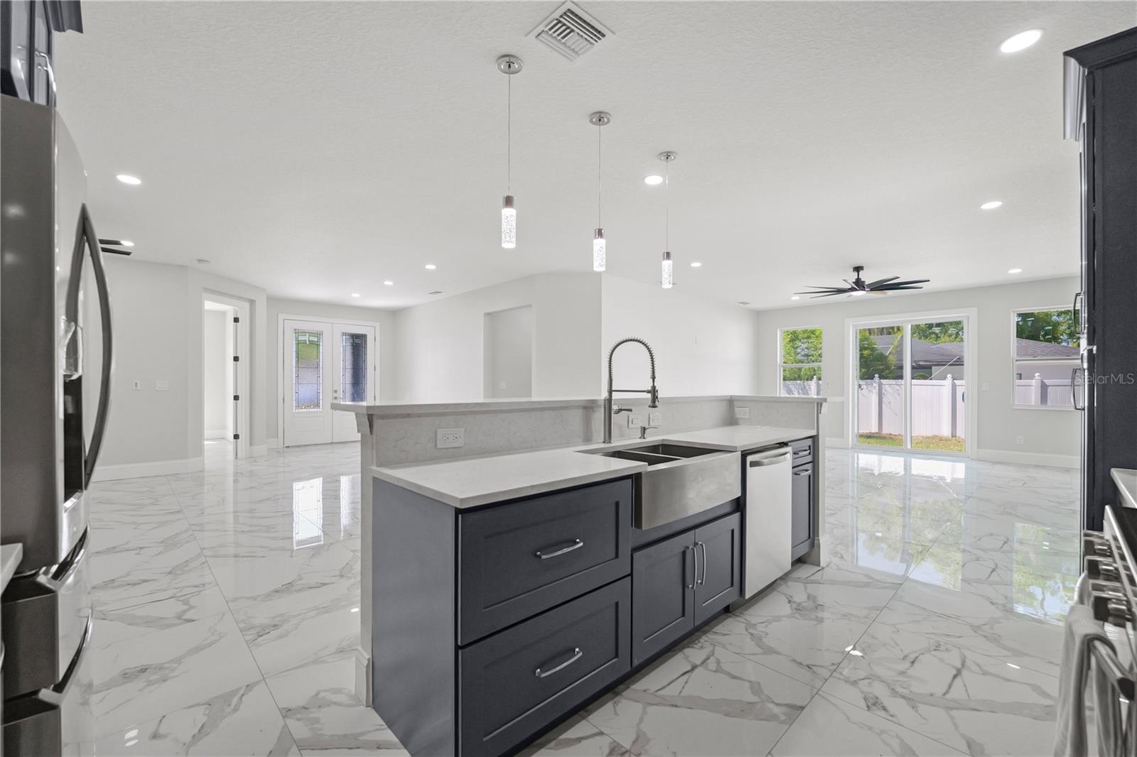 Image 12 of 50 For 6401 Felice Avenue