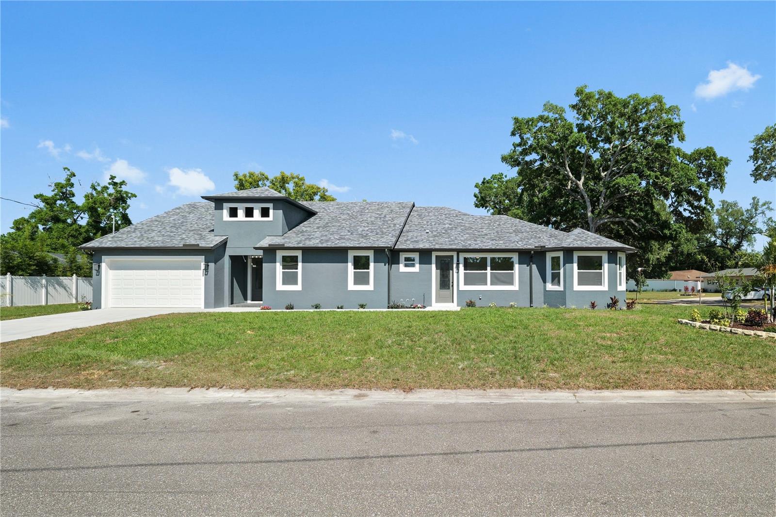 Image 16 of 50 For 6401 Felice Avenue