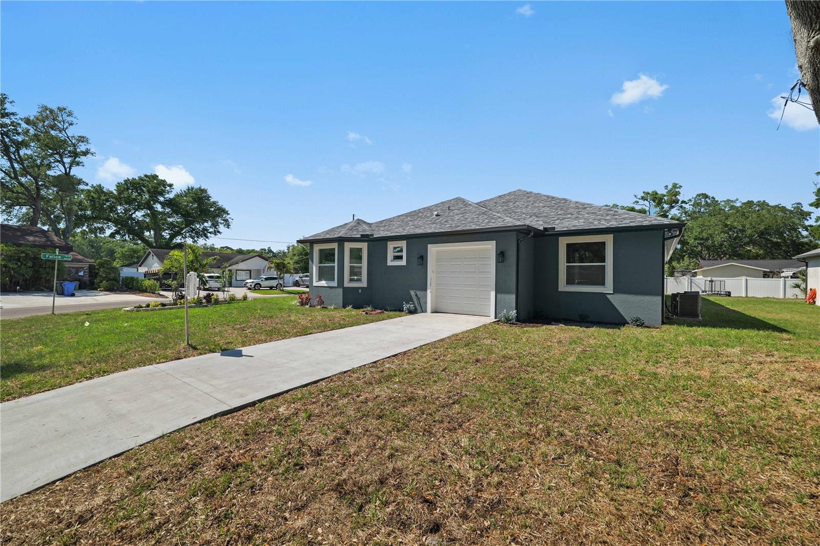 Image 17 of 50 For 6401 Felice Avenue