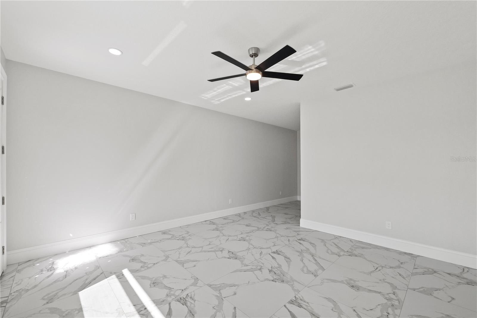 Image 30 of 50 For 6401 Felice Avenue