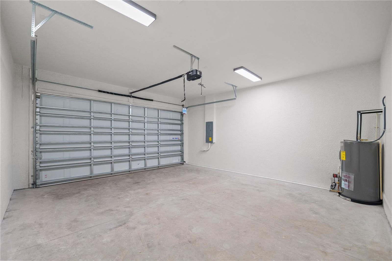 Image 41 of 50 For 6401 Felice Avenue