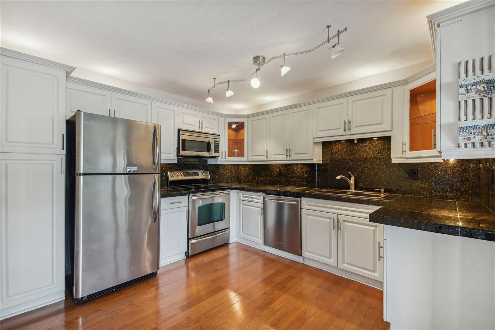 Image 13 of 49 For 5558 Baywater Drive 167