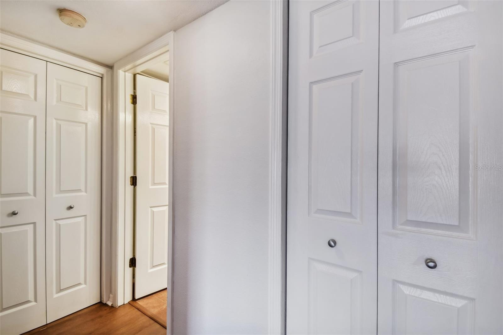 Image 25 of 49 For 5558 Baywater Drive 167