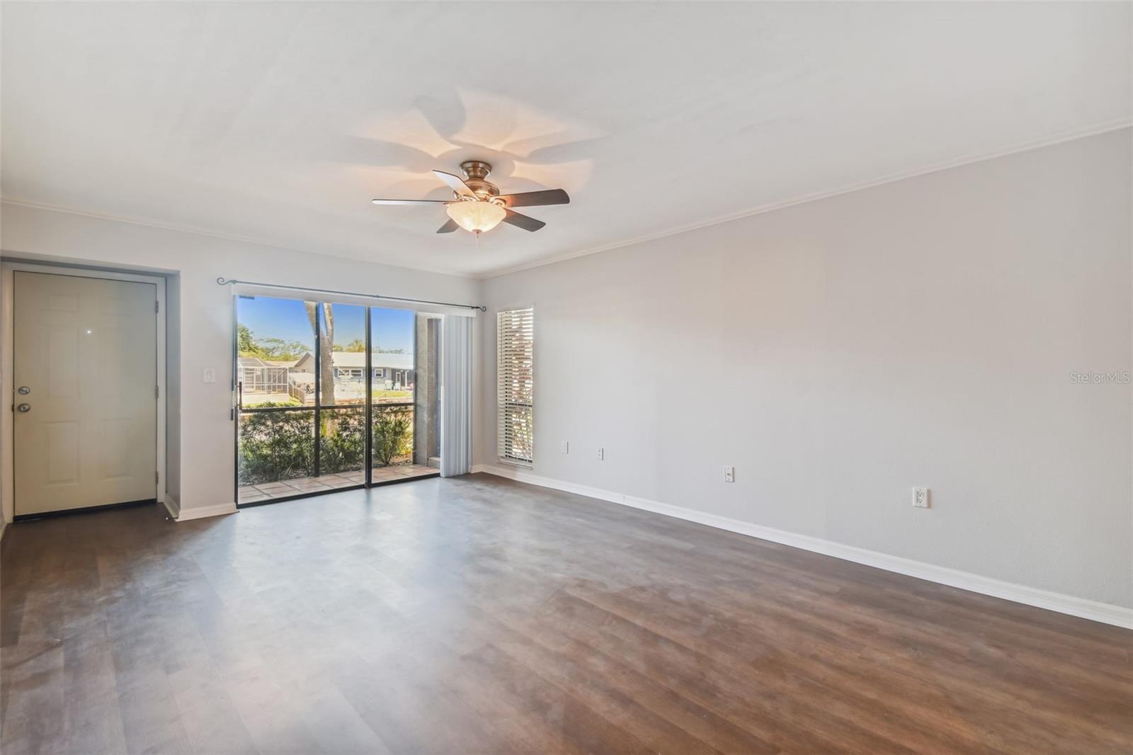 Image 9 of 49 For 5558 Baywater Drive 167