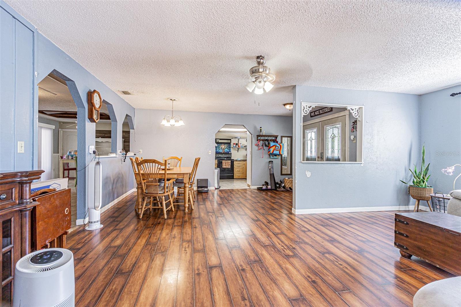 Image 9 of 32 For 17851 Oxenham Avenue