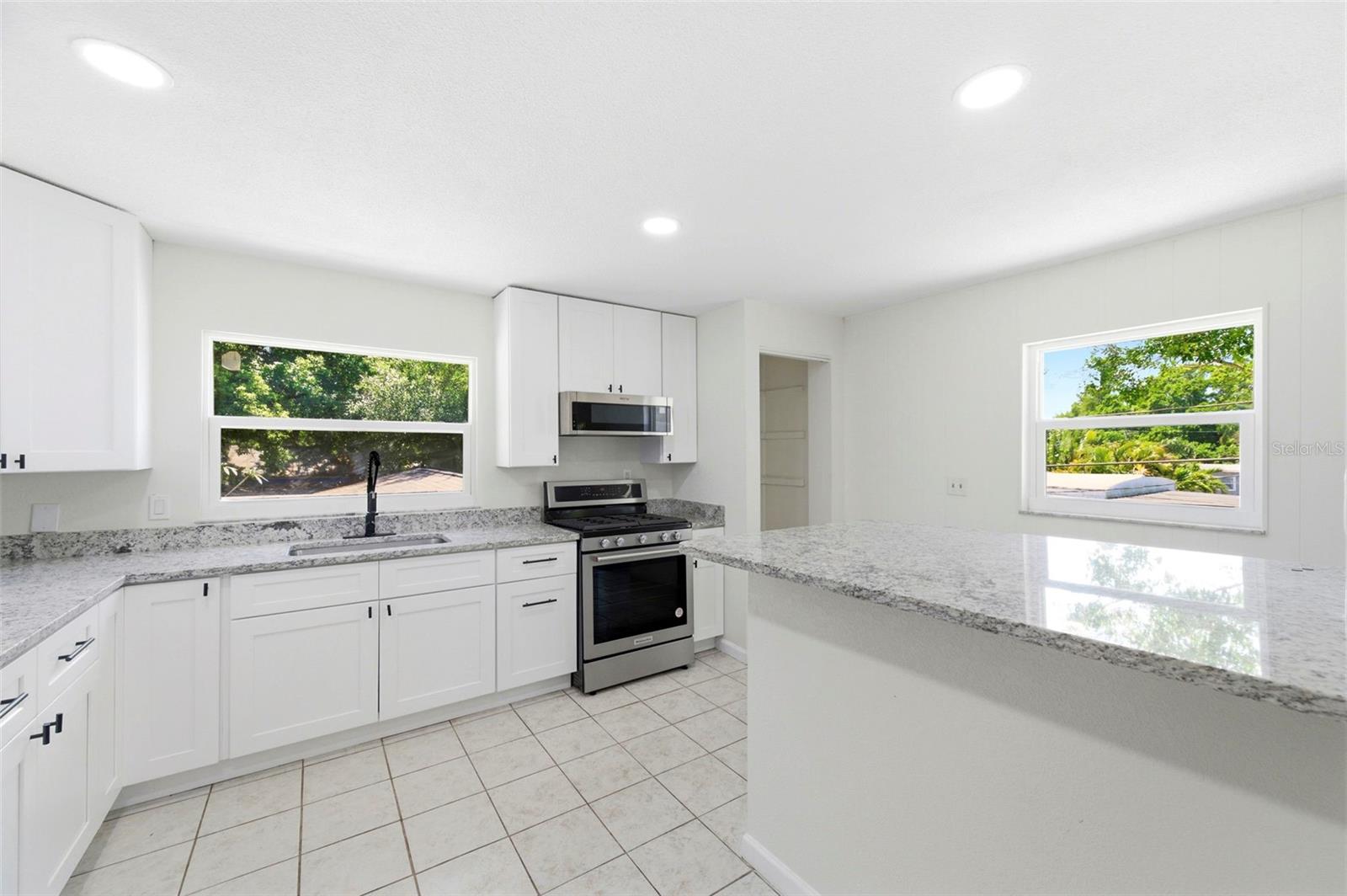 Image 10 of 55 For 5136 68th Street N B