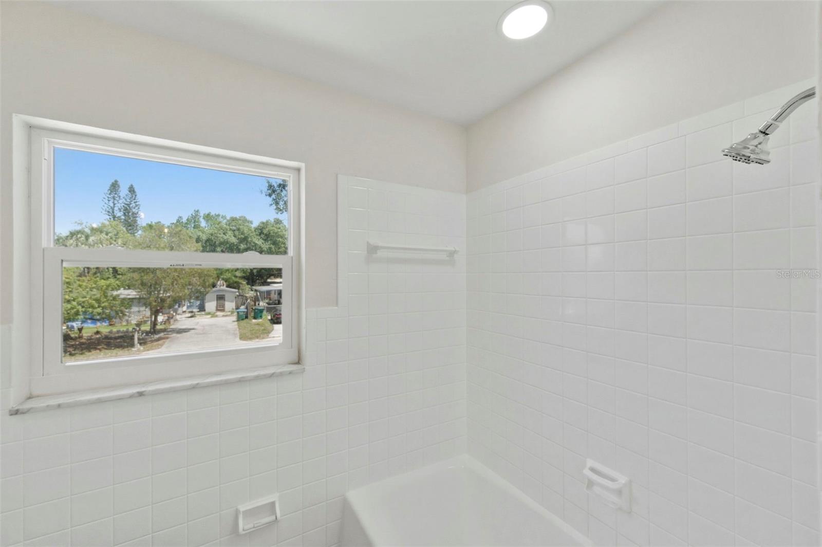 Image 20 of 55 For 5136 68th Street N B