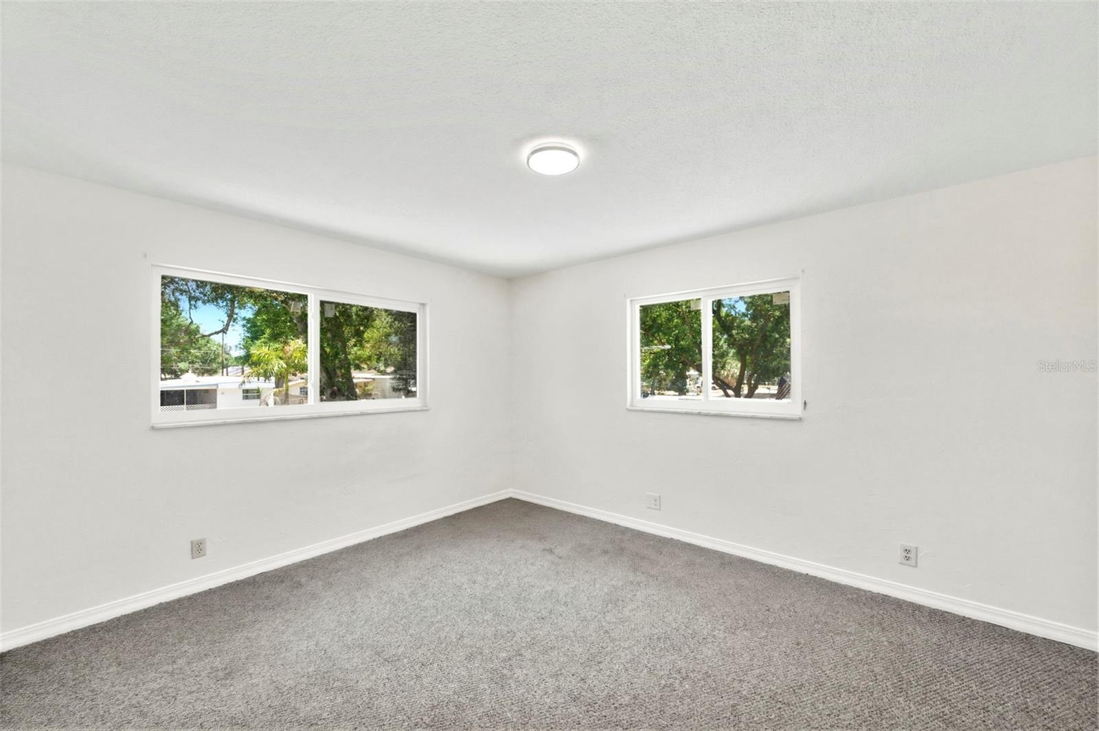 Image 25 of 55 For 5136 68th Street N B
