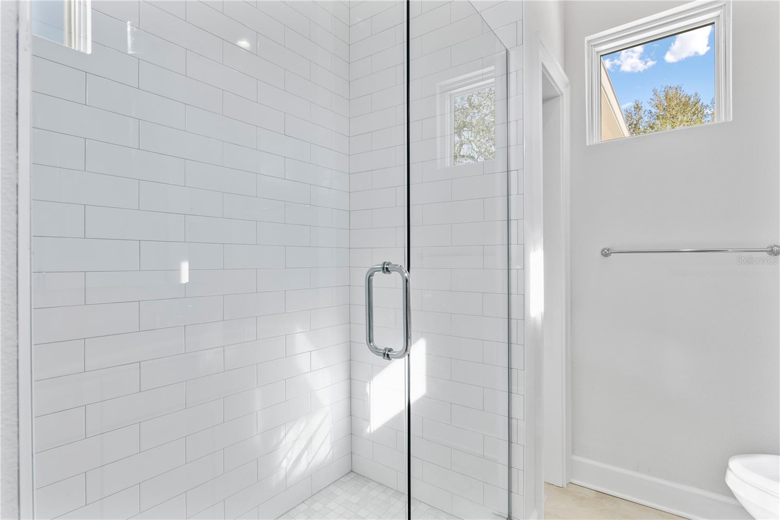 Image 22 of 35 For 1903 Bristol Avenue 2