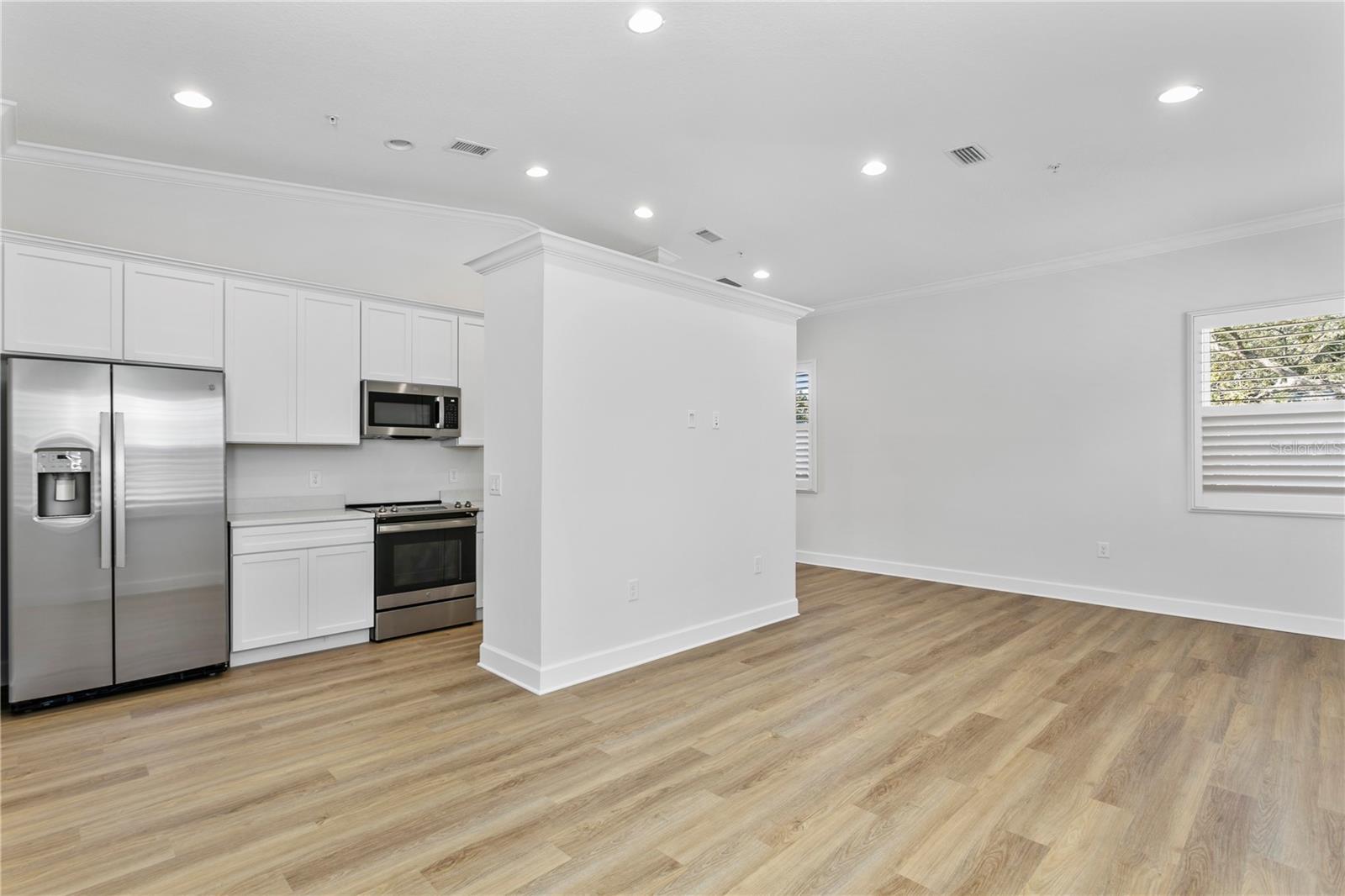 Image 27 of 35 For 1903 Bristol Avenue 2