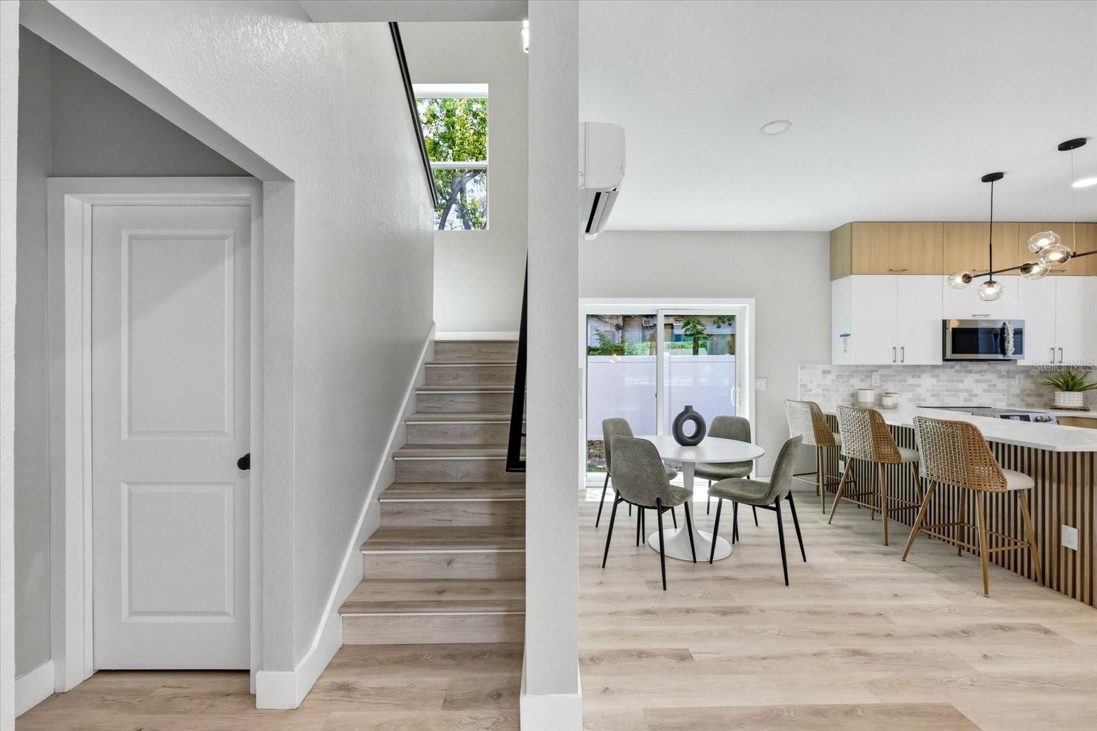 Image 19 of 42 For 1044 12th Avenue S