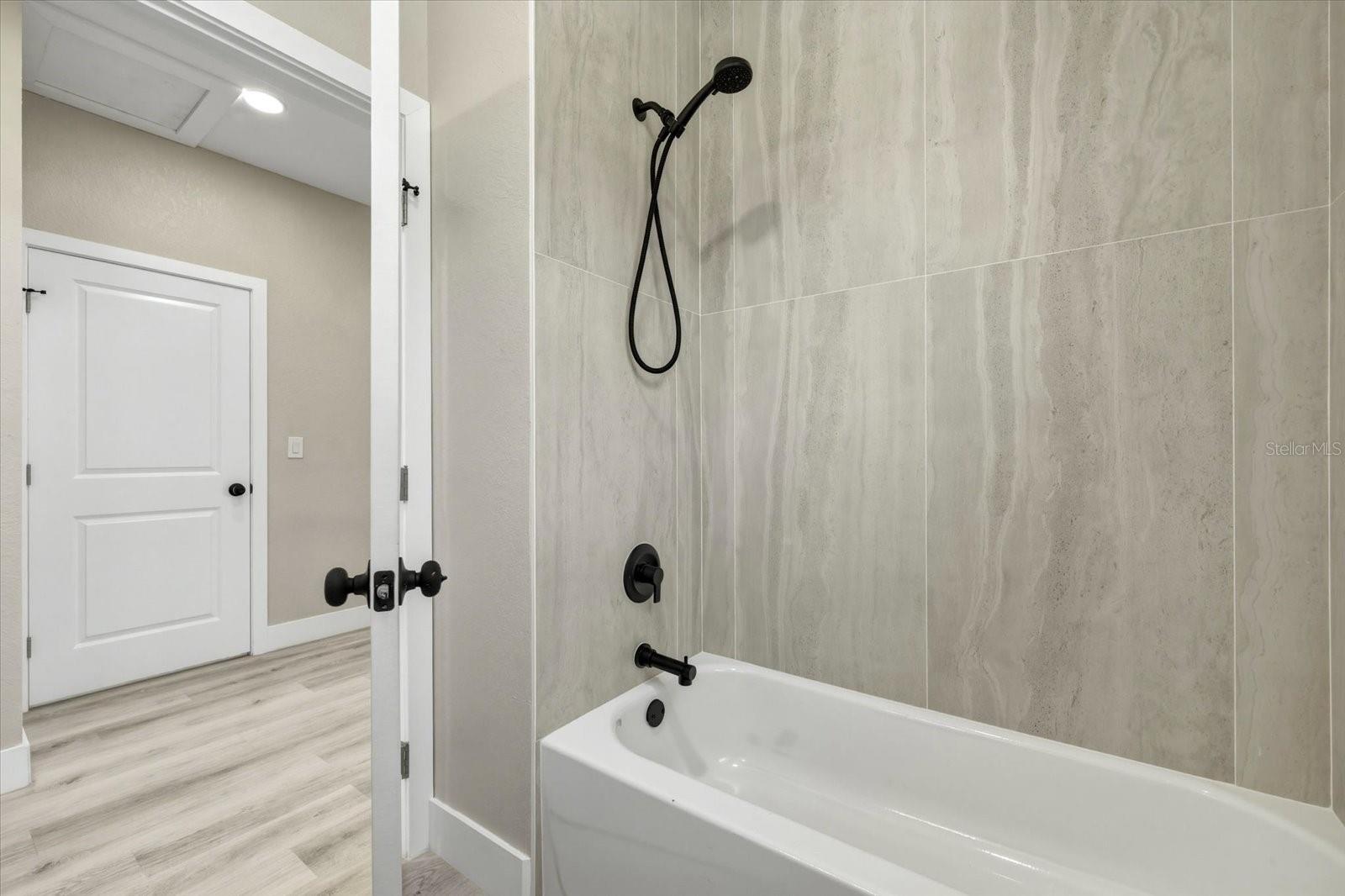 Image 35 of 42 For 1044 12th Avenue S