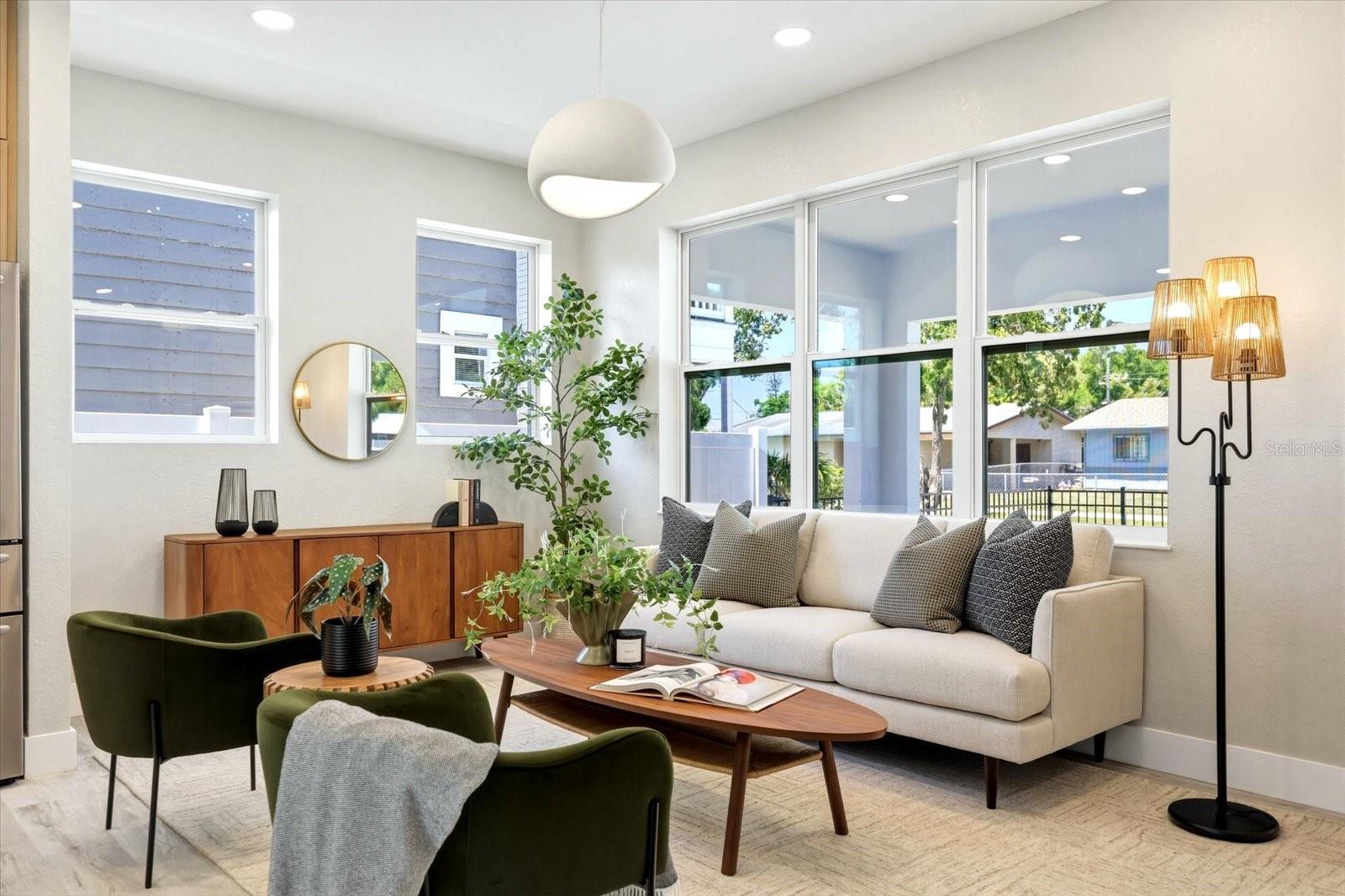 Image 8 of 42 For 1044 12th Avenue S