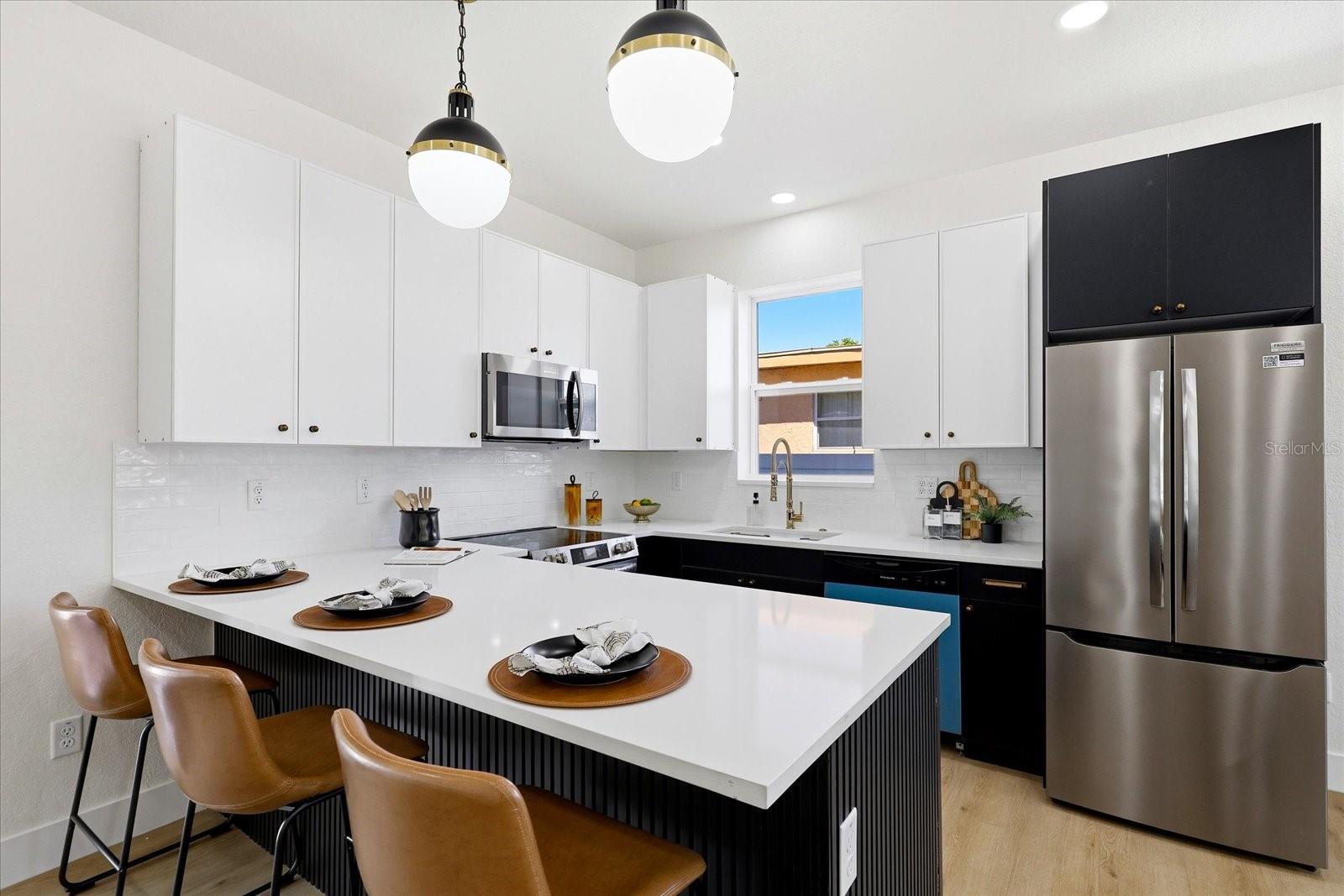 Image 14 of 44 For 1235 11th Avenue S