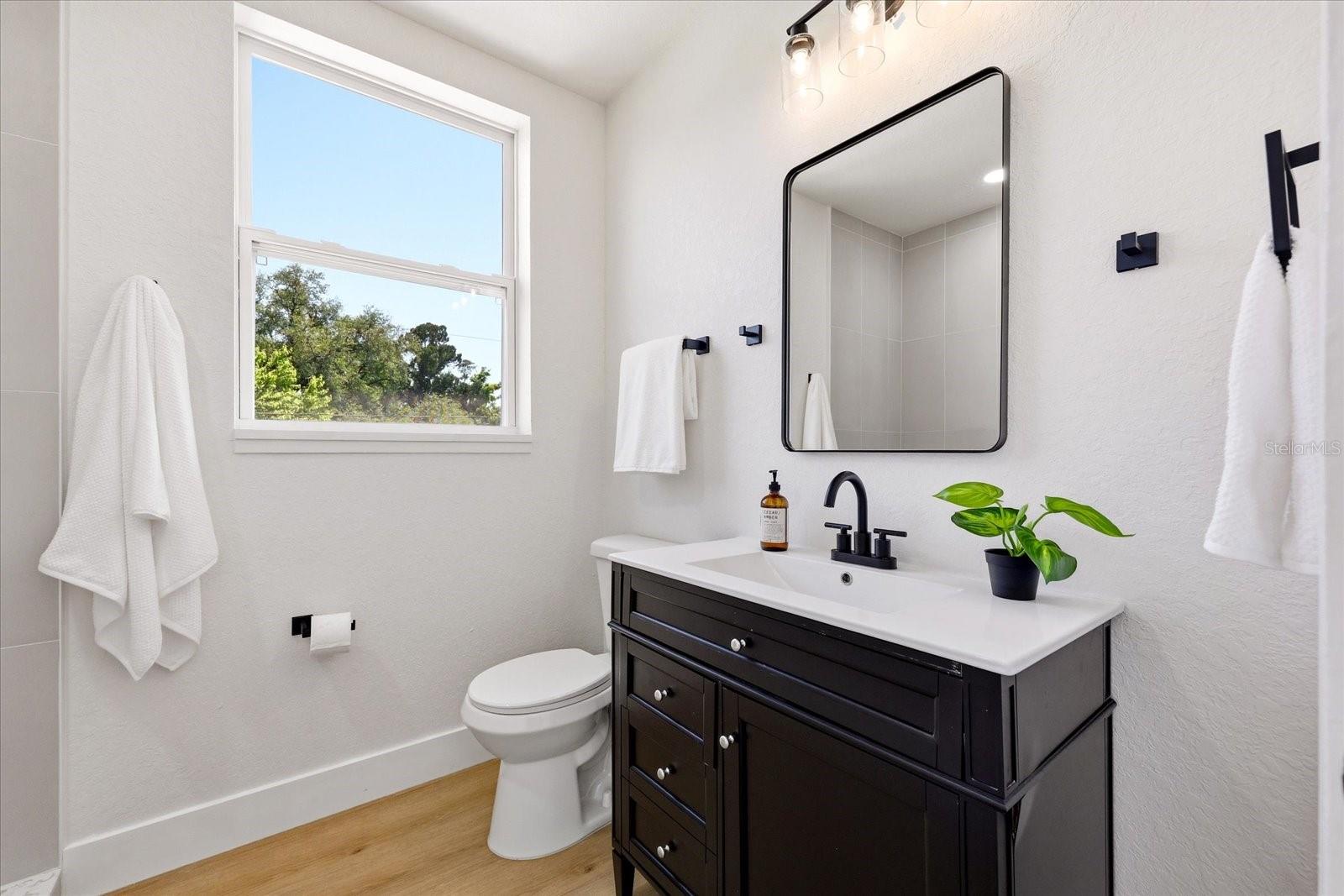 Image 25 of 44 For 1235 11th Avenue S