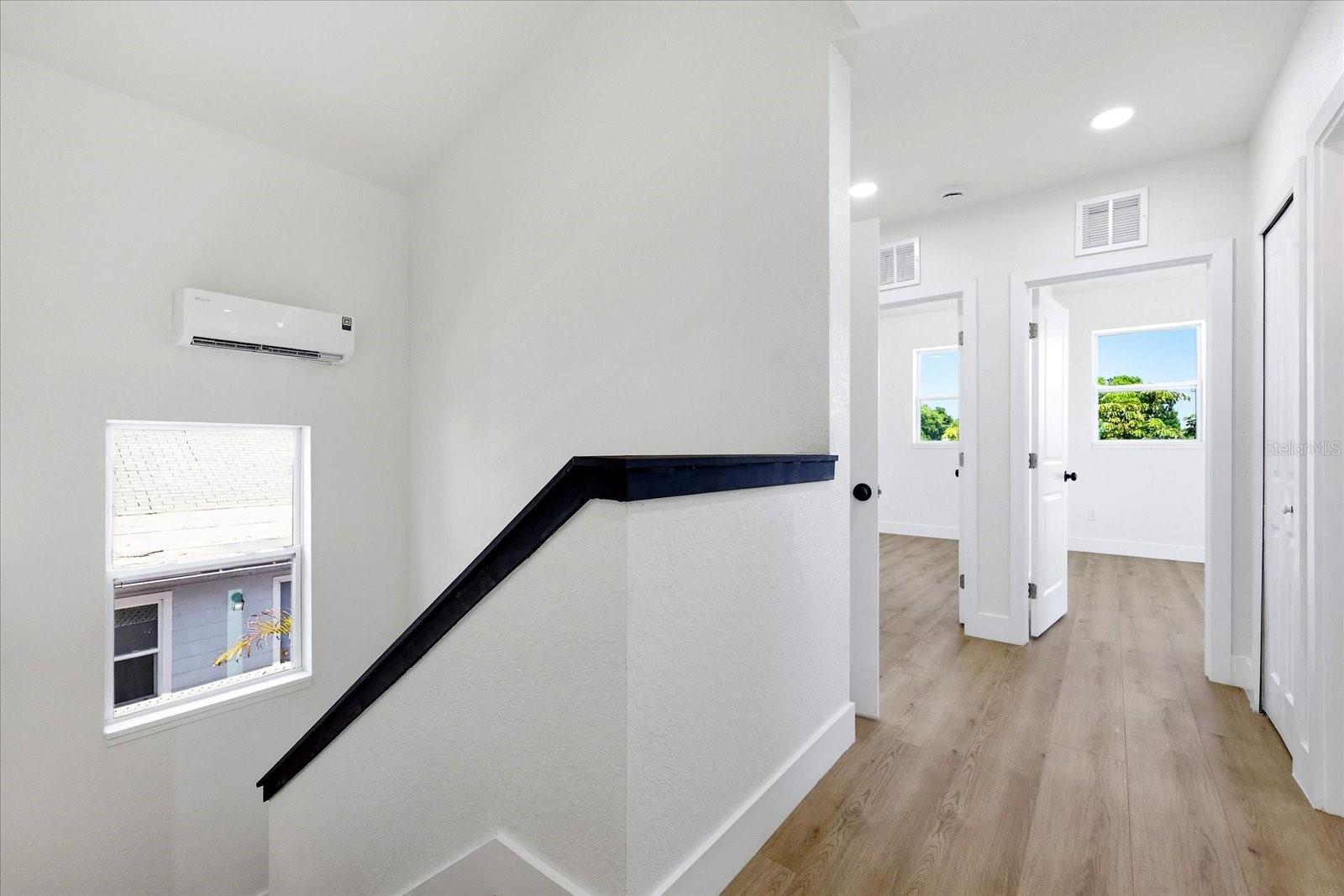 Image 28 of 44 For 1235 11th Avenue S