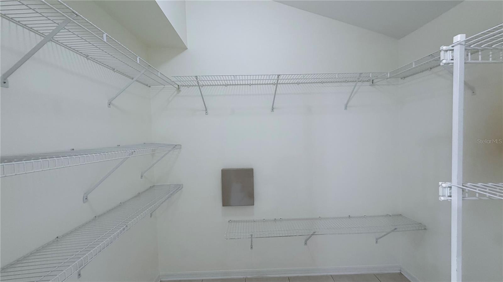 Image 22 of 30 For 10216 Oasis Palm Drive