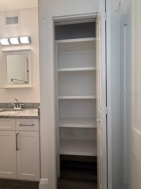 Image 23 of 26 For 208 Tampania Avenue