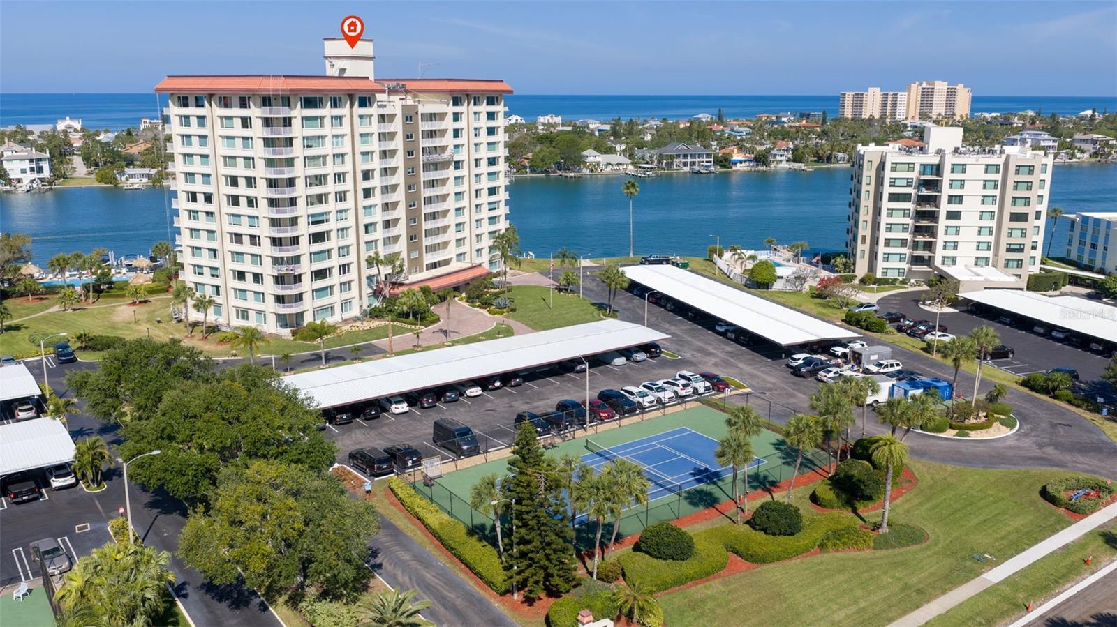 Image 49 of 59 For 736 Island Way 504