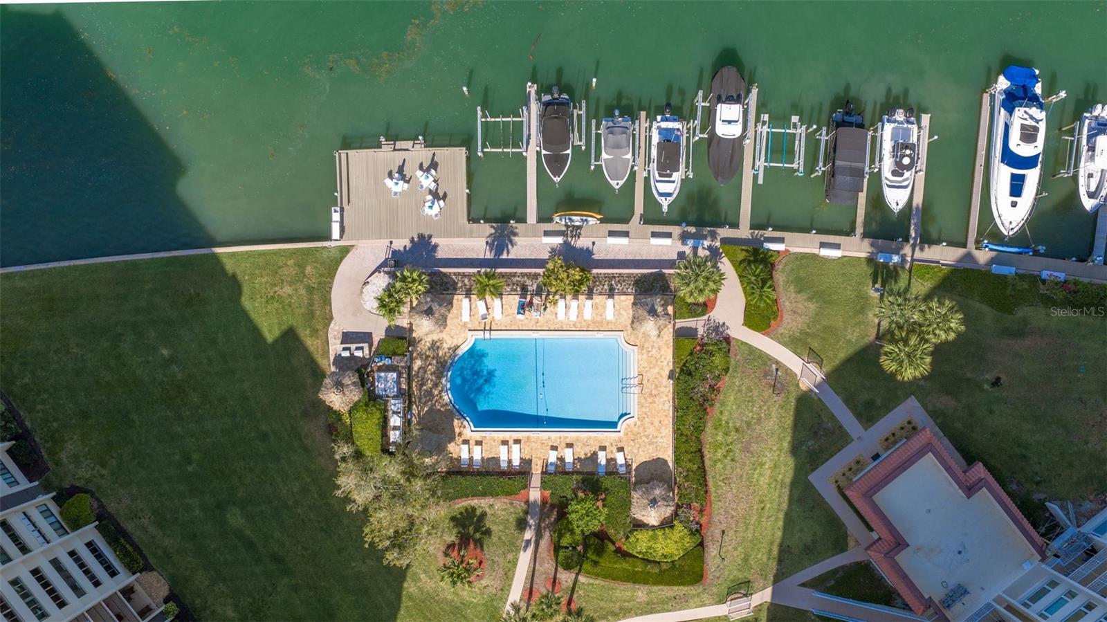 Image 50 of 59 For 736 Island Way 504