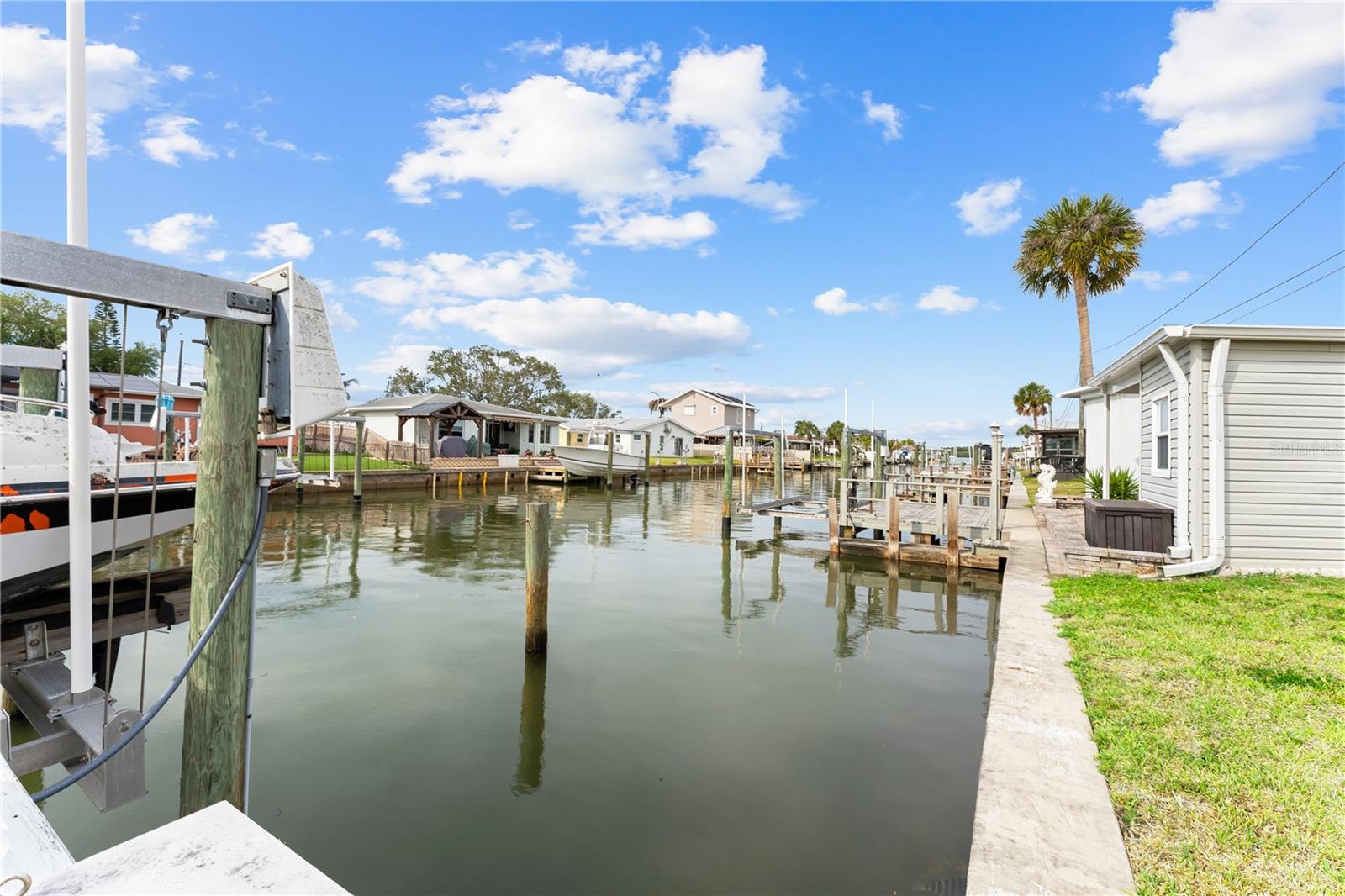 Image 6 of 9 For 8740 43rd Avenue N 136