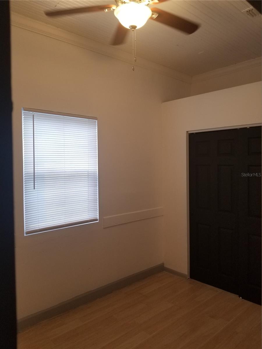 Image 11 of 12 For 2107 Chestnut Street