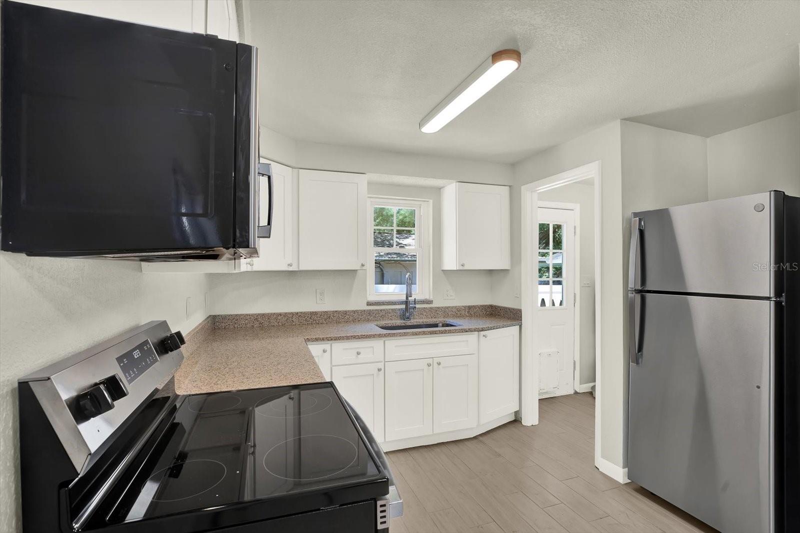 Image 25 of 36 For 1187 Bass Boulevard A