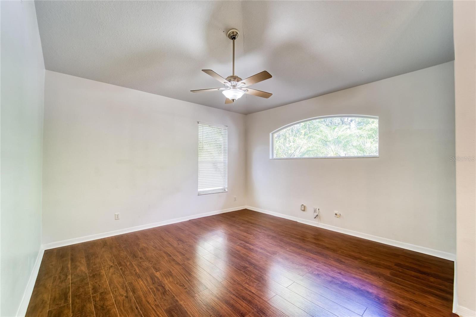 Image 32 of 66 For 10124 Cannon Drive