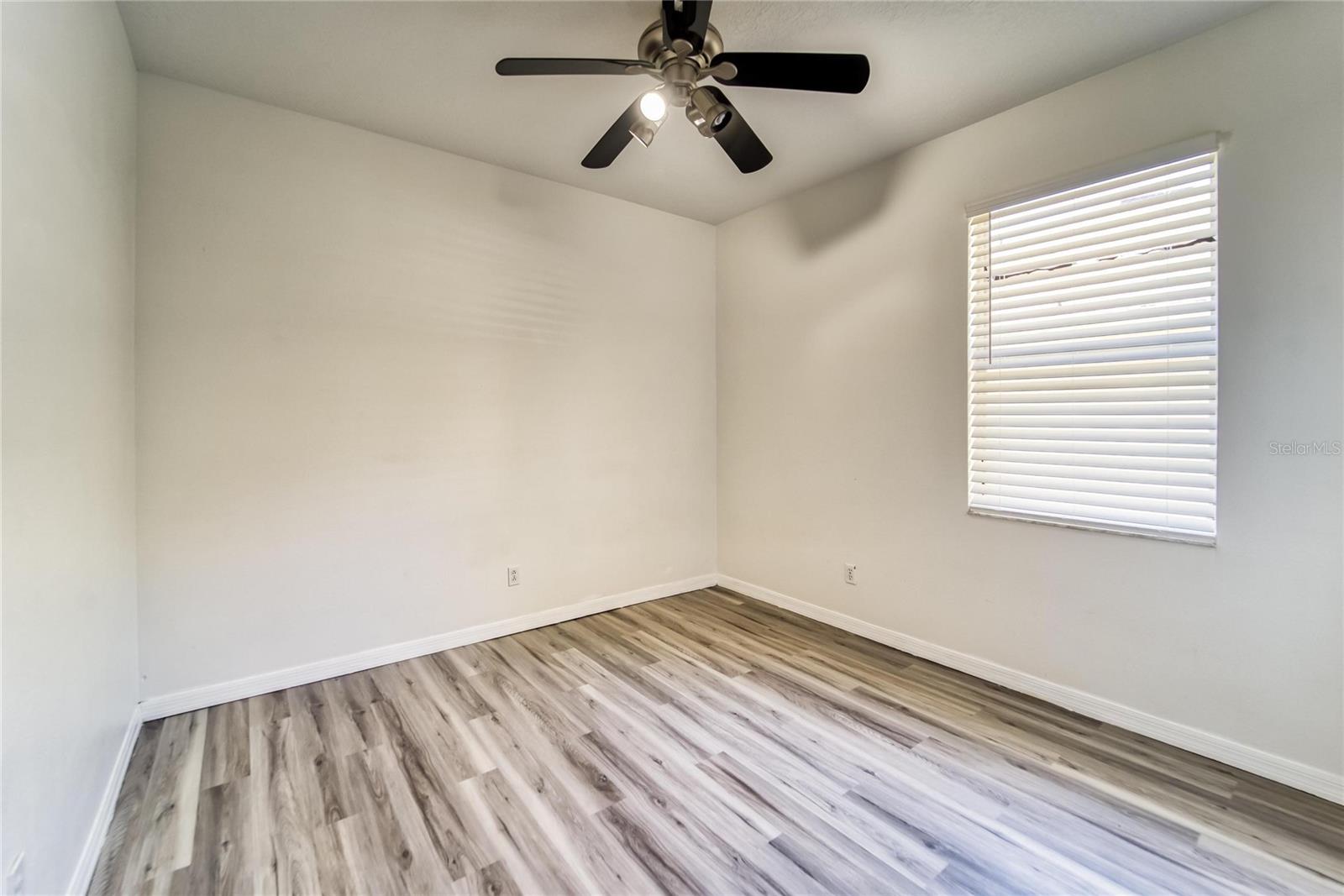 Image 36 of 66 For 10124 Cannon Drive