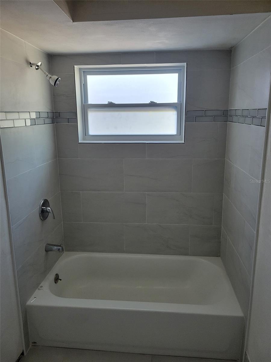 Image 7 of 7 For 3433 Atlantis Drive