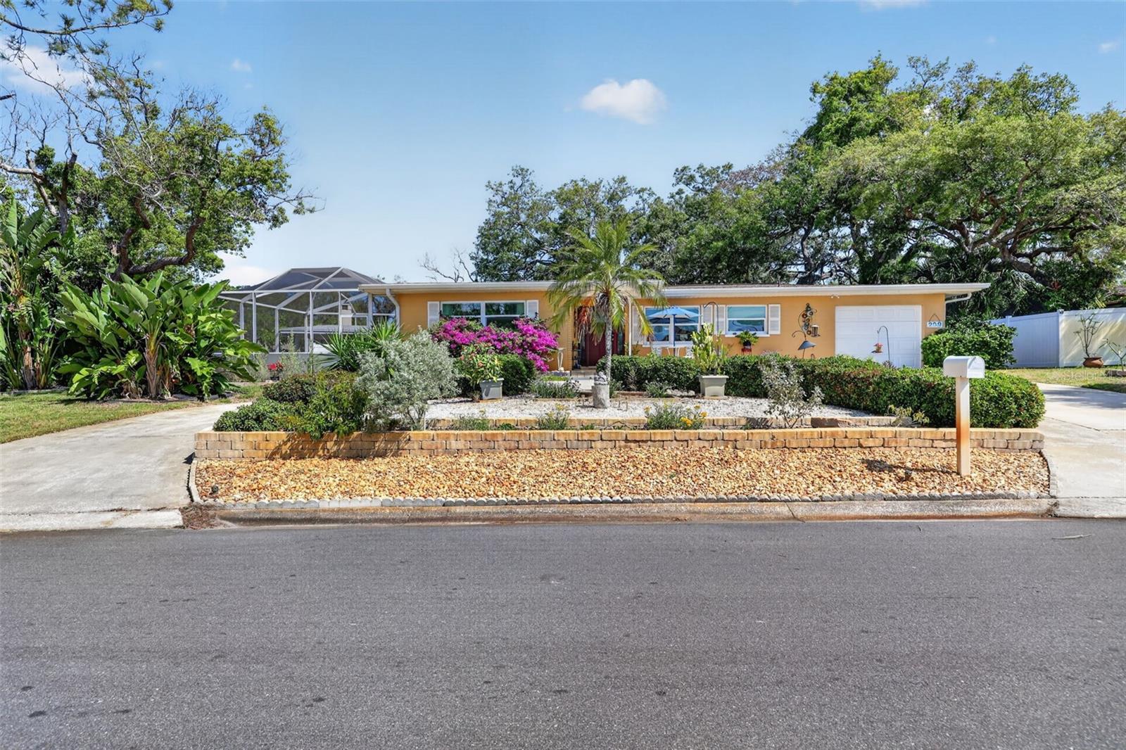 Details for 209 Westwinds Drive, PALM HARBOR, FL 34683