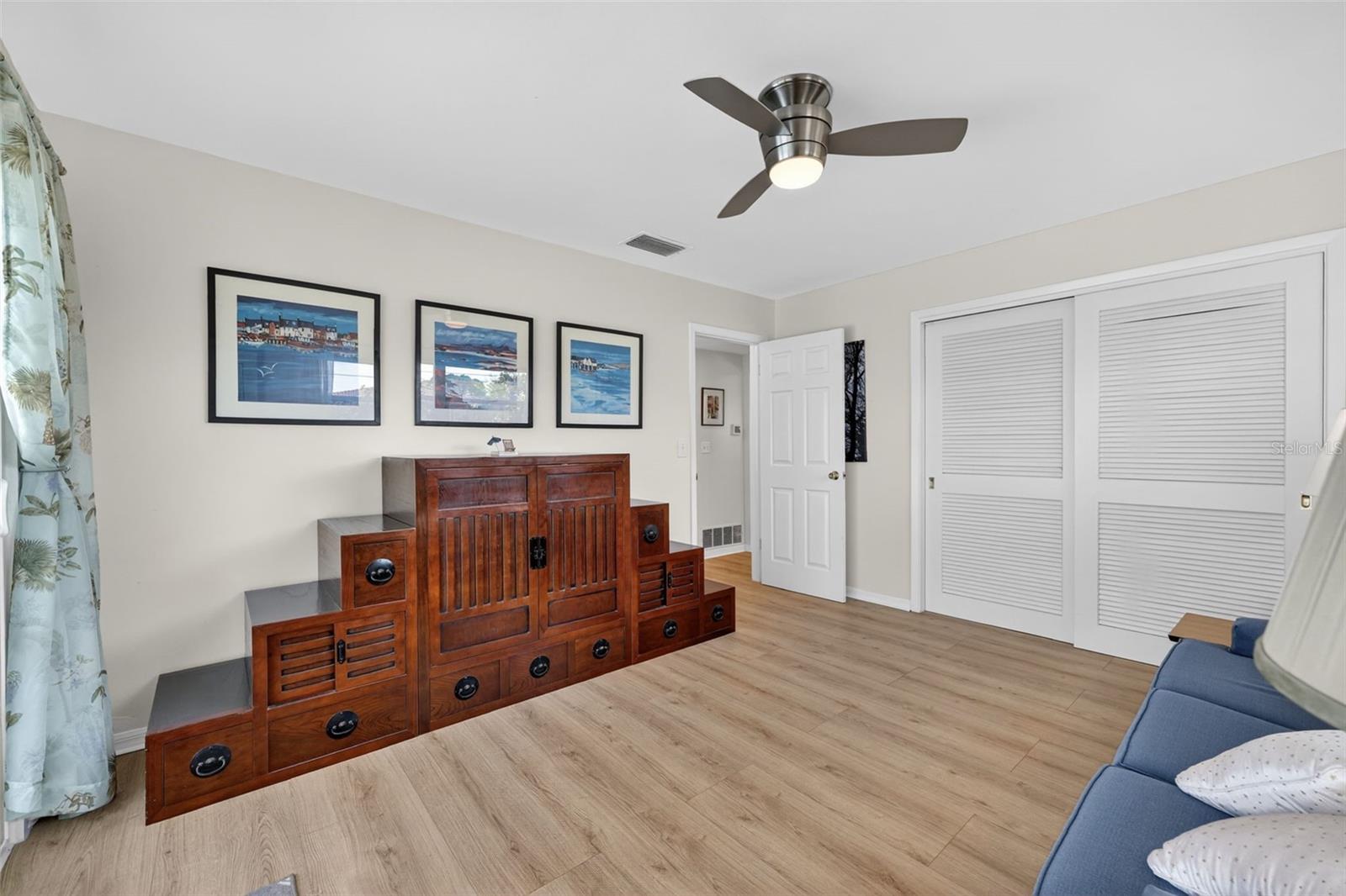 Image 23 of 66 For 209 Westwinds Drive