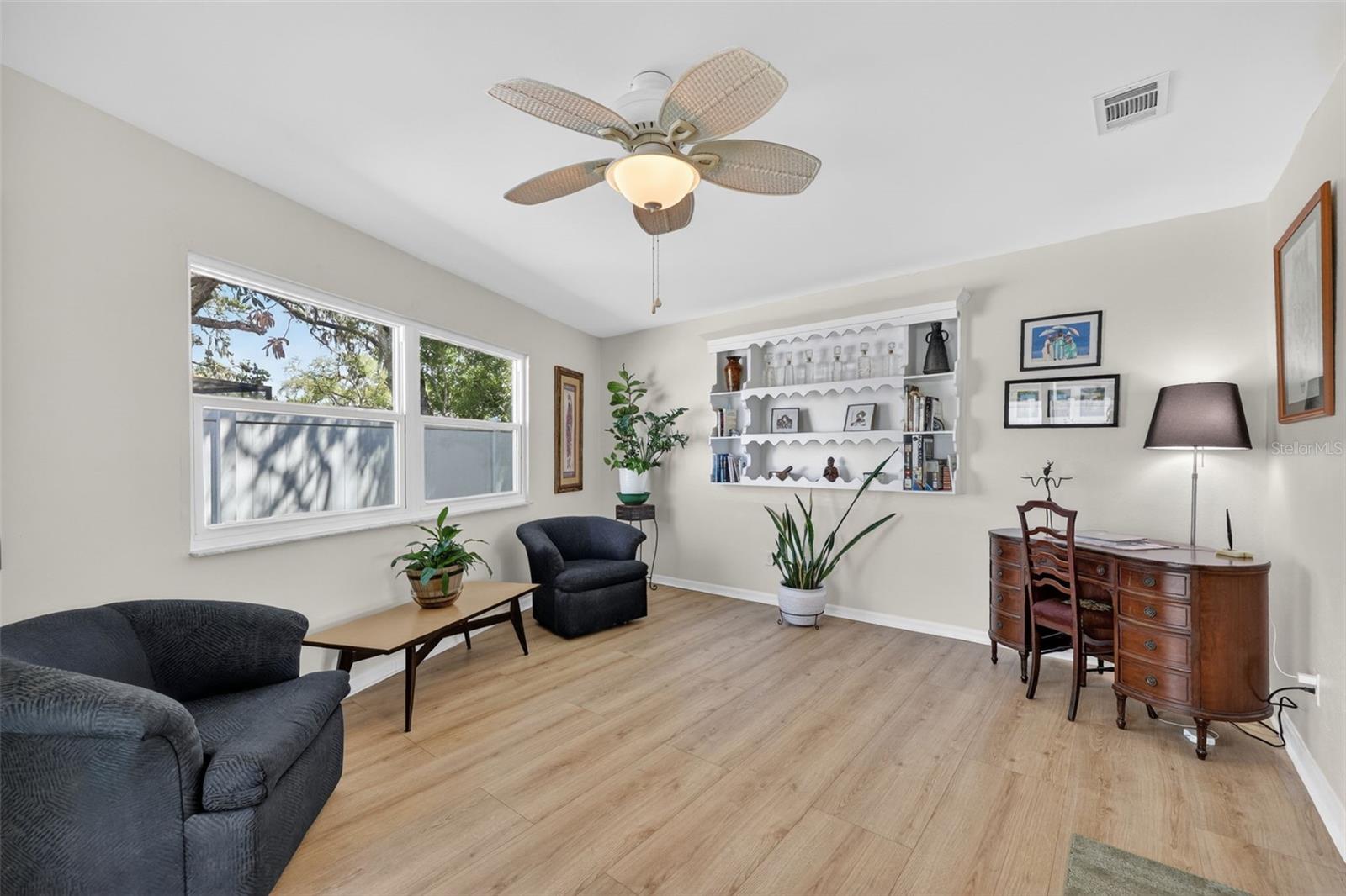 Image 34 of 66 For 209 Westwinds Drive