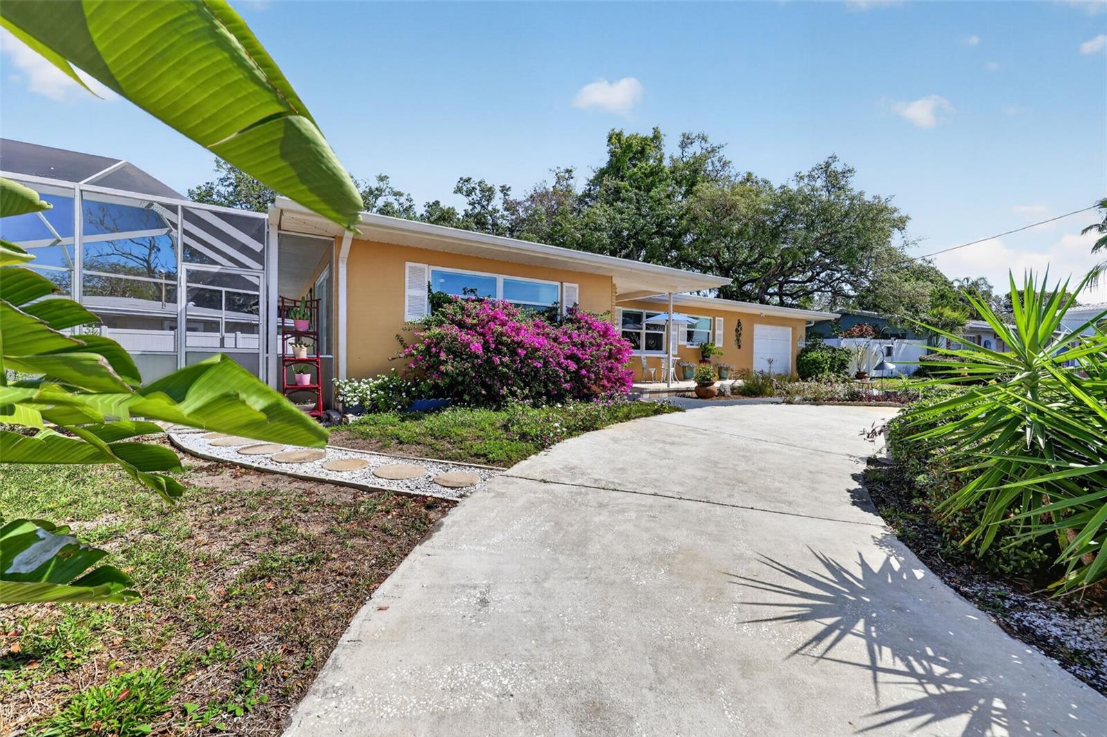 Image 5 of 66 For 209 Westwinds Drive