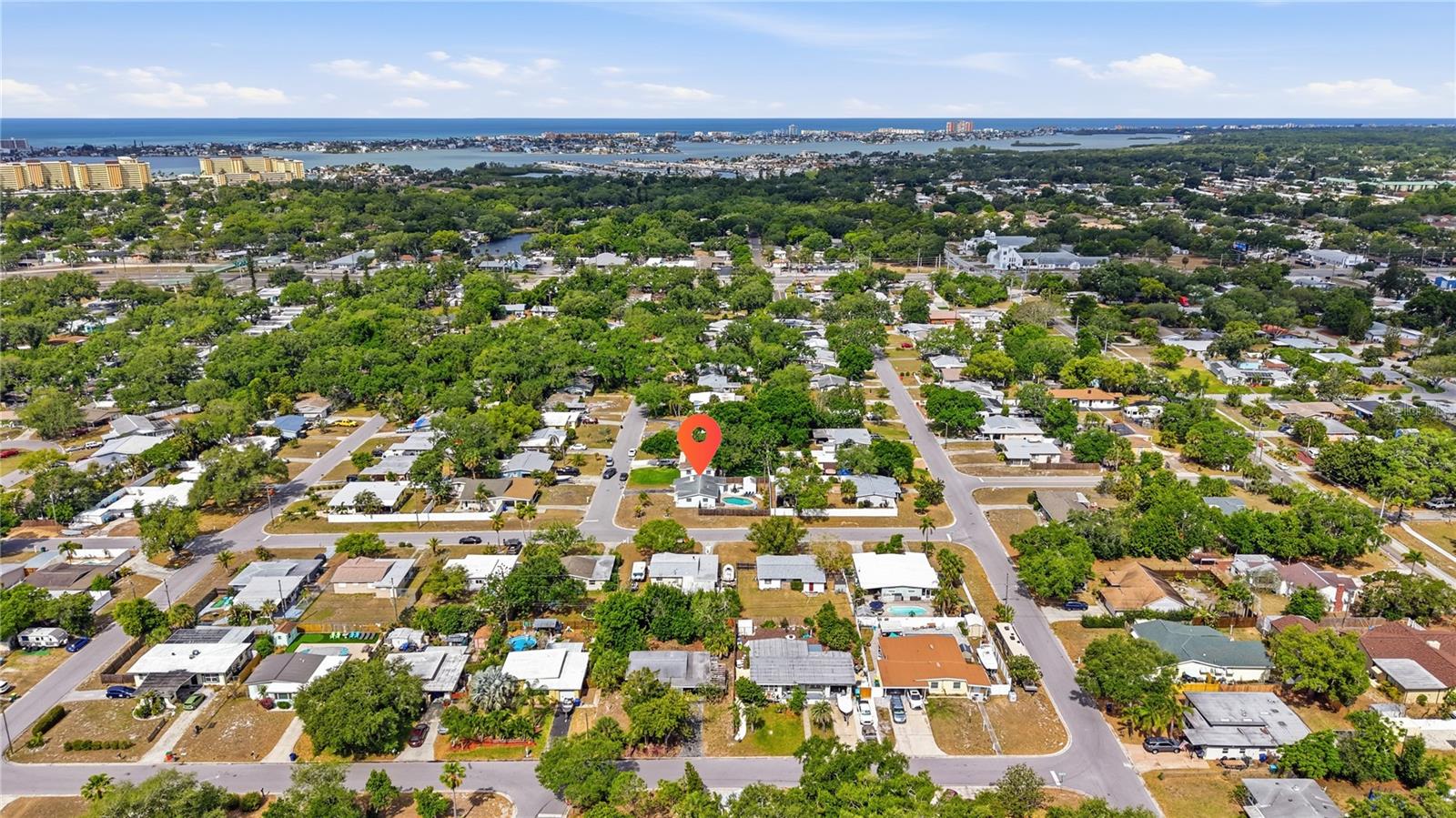 Image 10 of 37 For 10437 52nd Avenue N