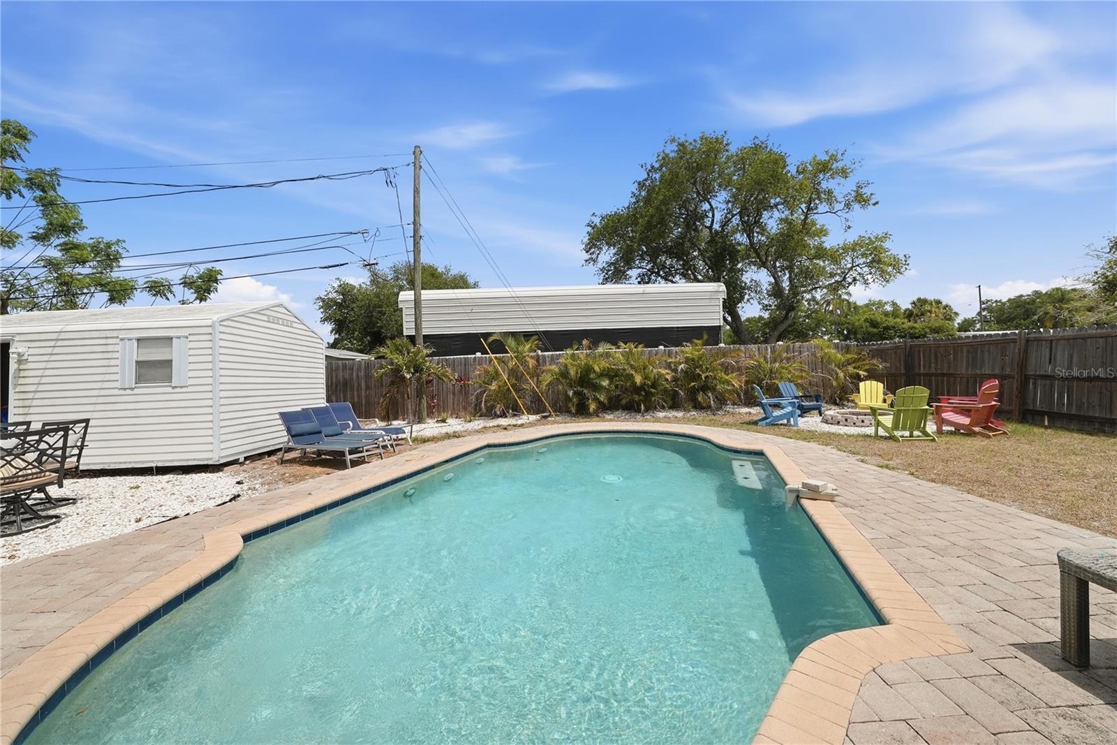 Image 24 of 37 For 10437 52nd Avenue N