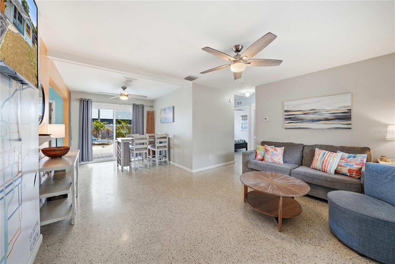 Image 32 of 37 For 10437 52nd Avenue N