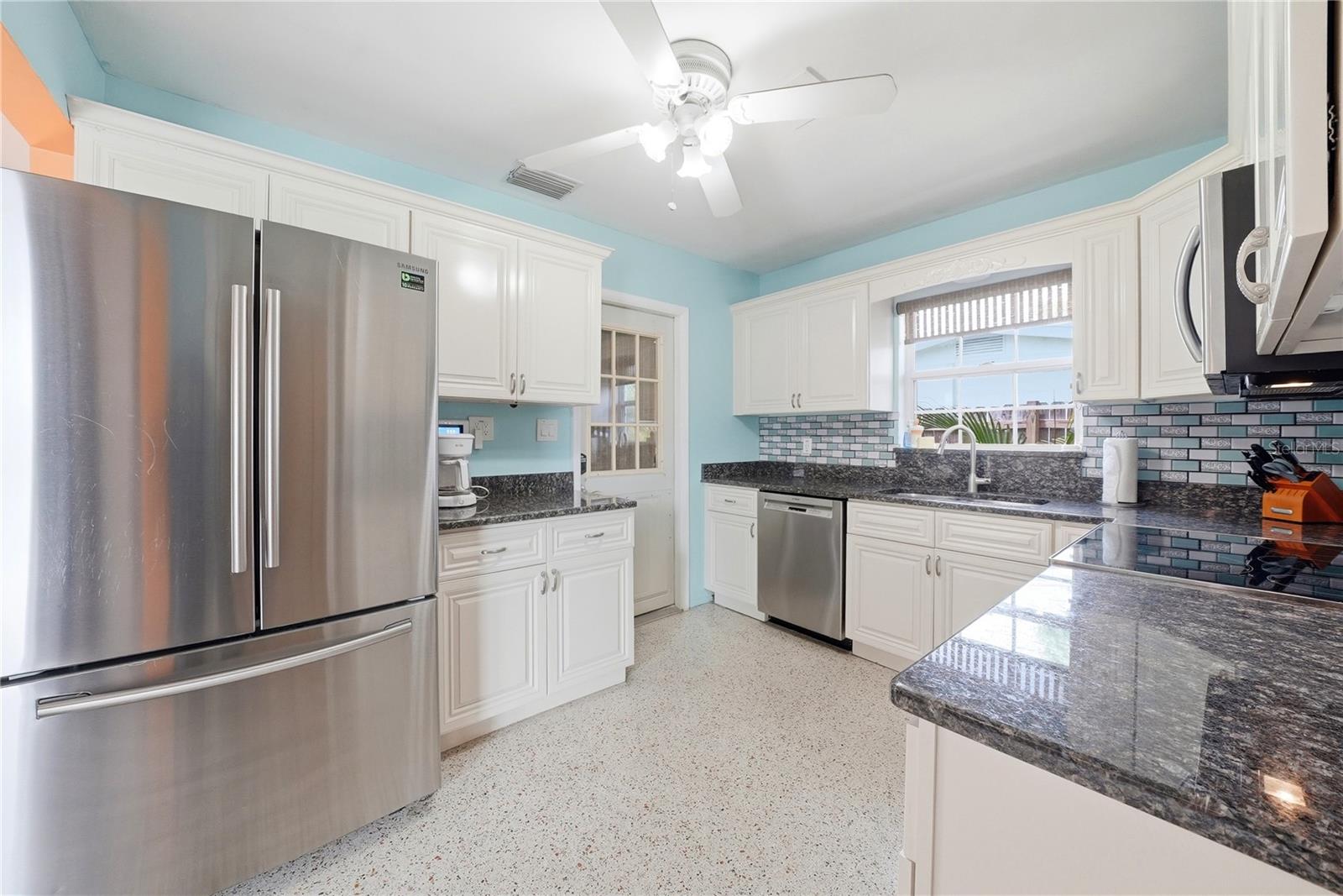 Image 35 of 37 For 10437 52nd Avenue N