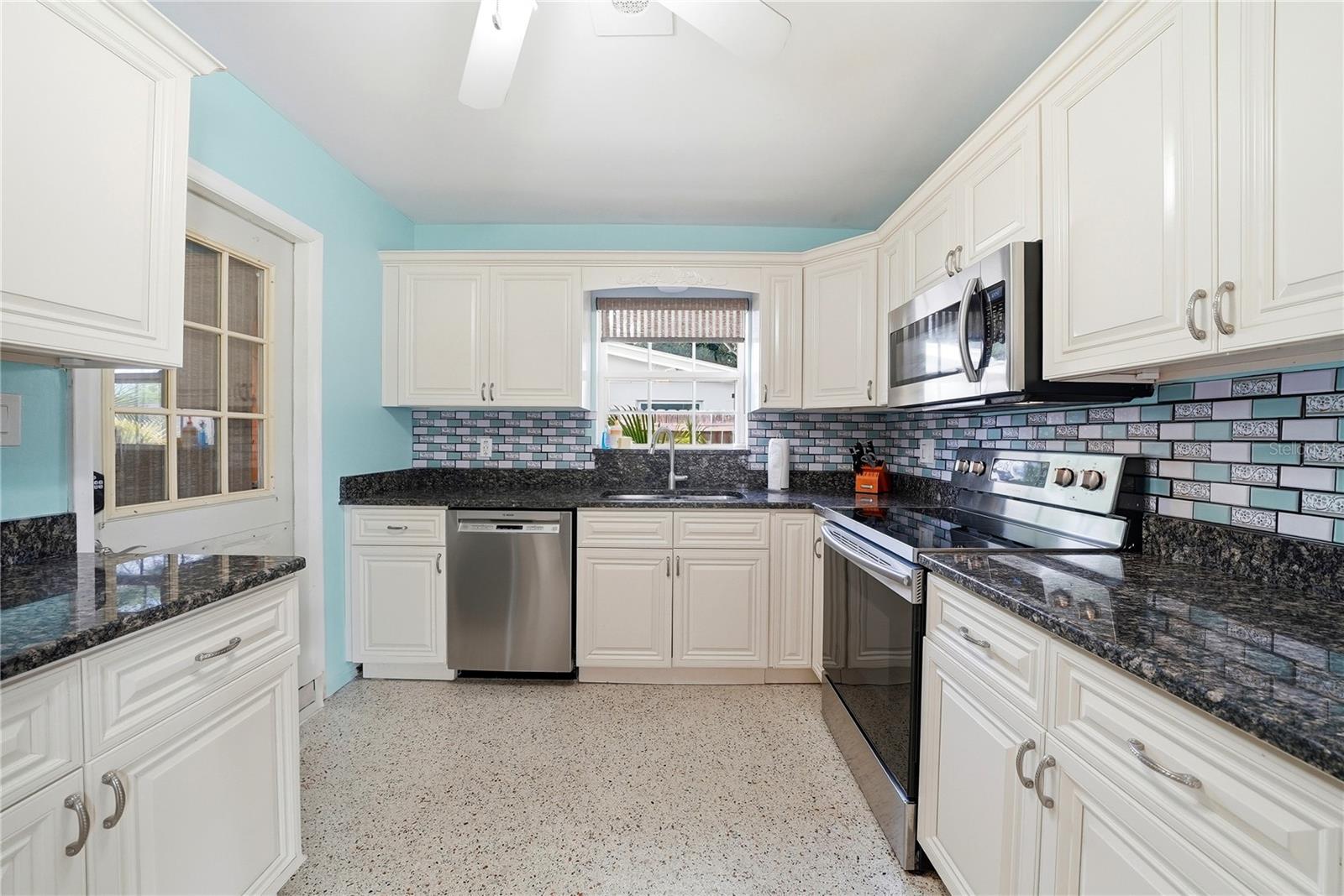 Image 37 of 37 For 10437 52nd Avenue N