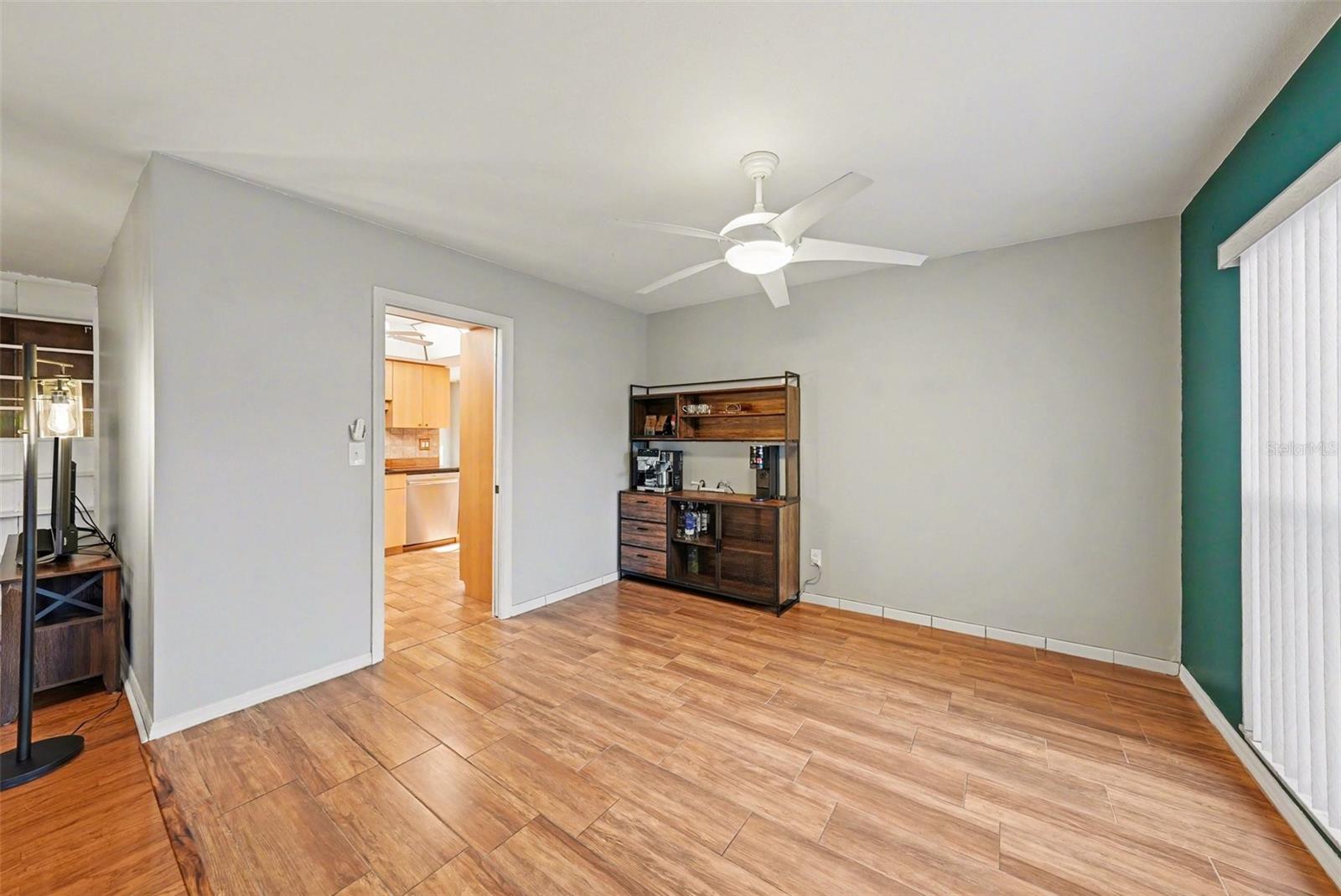 Image 10 of 28 For 13503 Greenleaf Drive