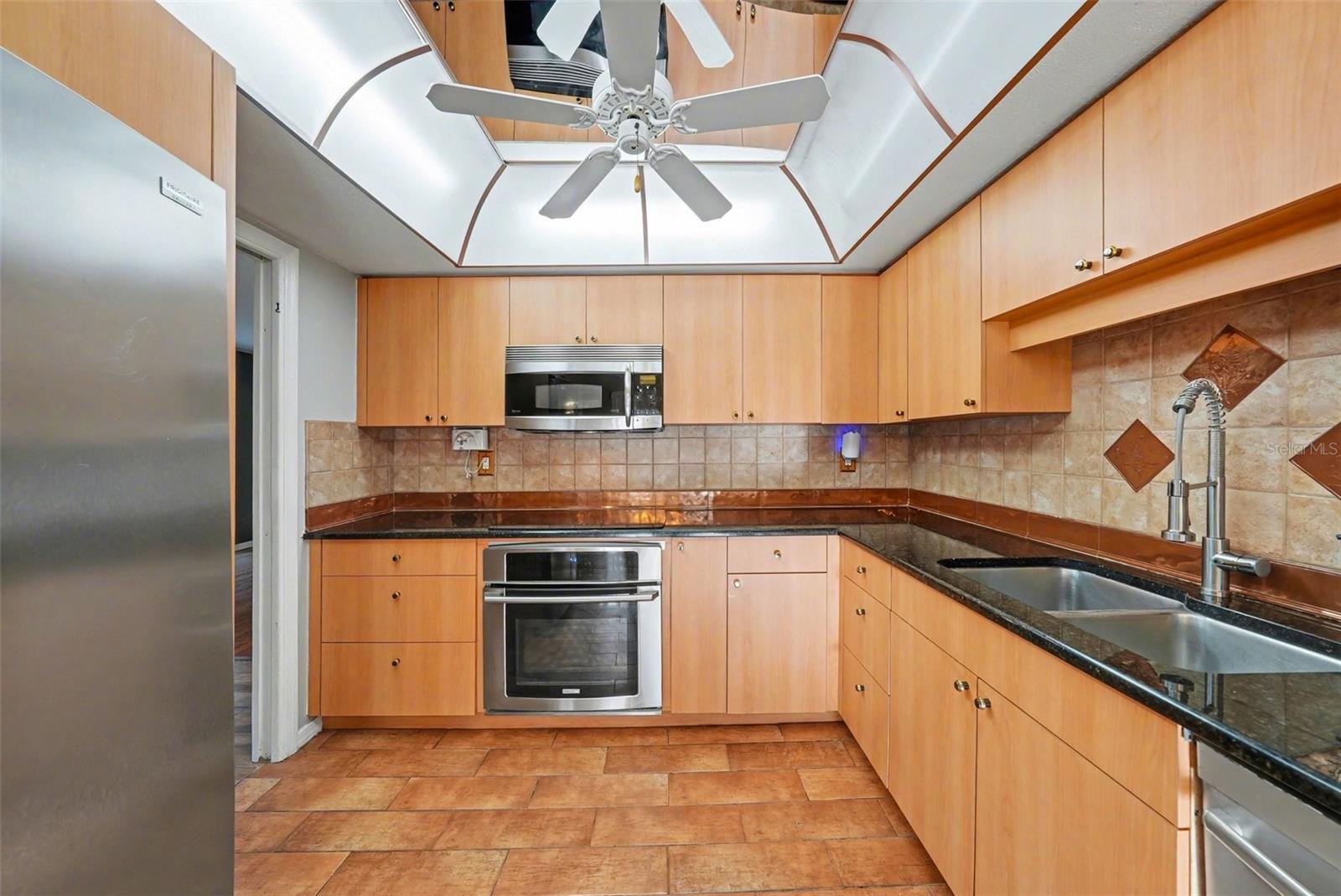 Image 16 of 28 For 13503 Greenleaf Drive