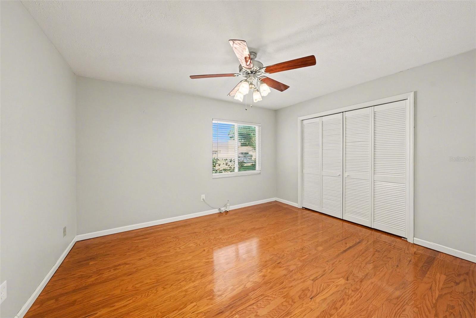 Image 20 of 28 For 13503 Greenleaf Drive