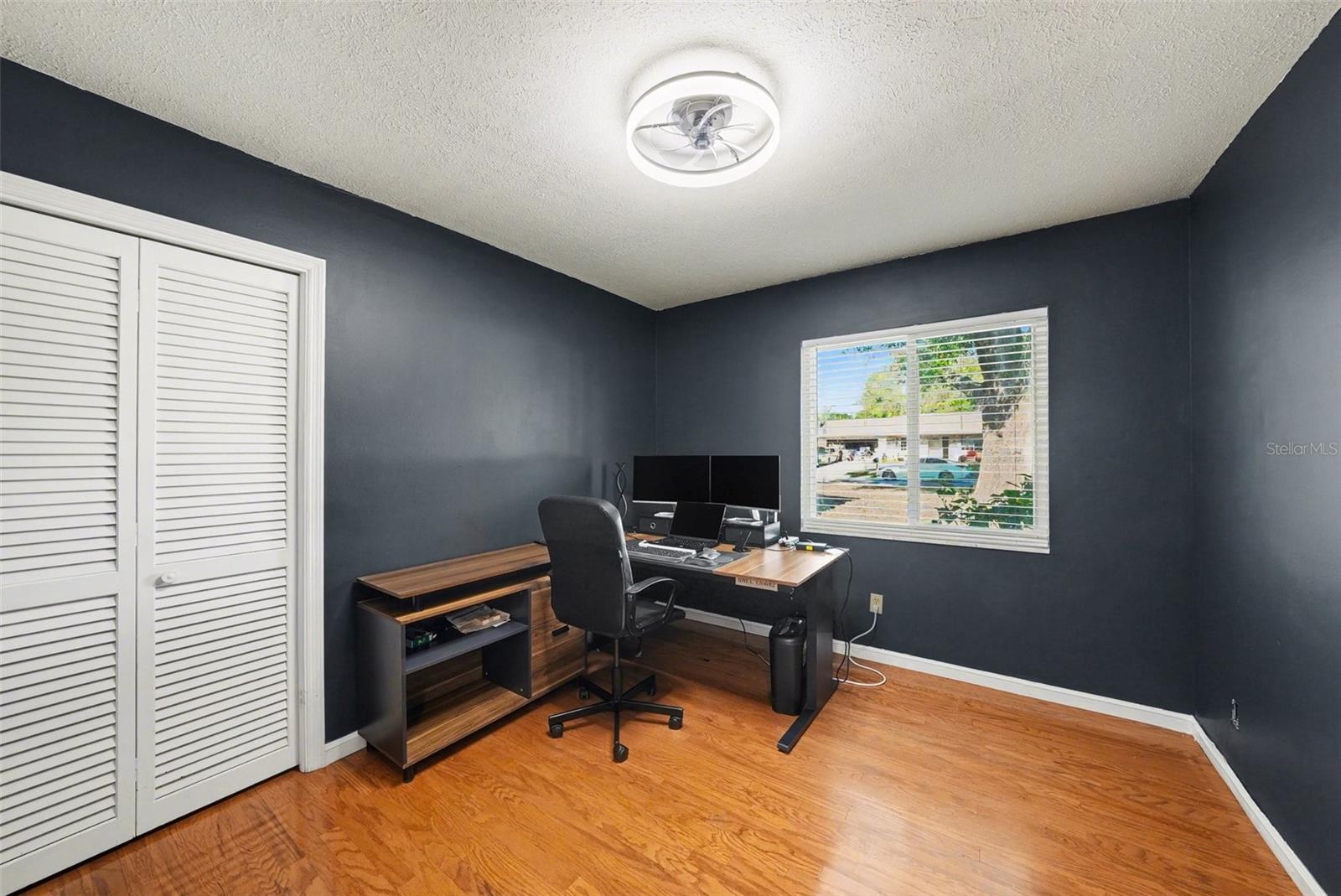 Image 21 of 28 For 13503 Greenleaf Drive