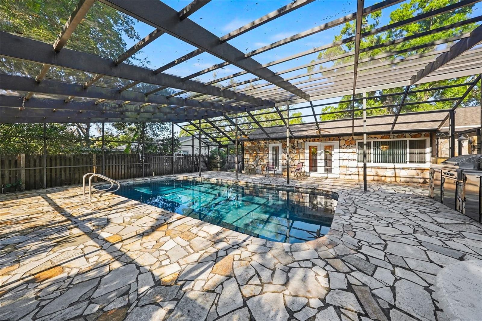 Image 25 of 28 For 13503 Greenleaf Drive