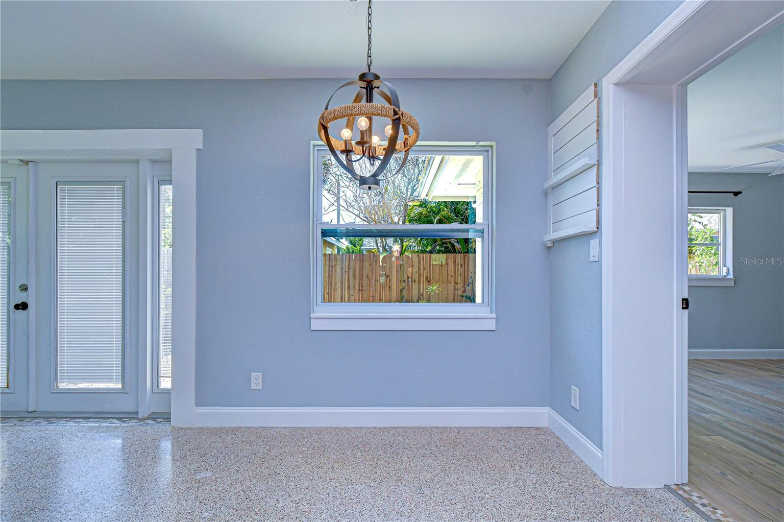 Image 13 of 40 For 5614 30th Avenue S