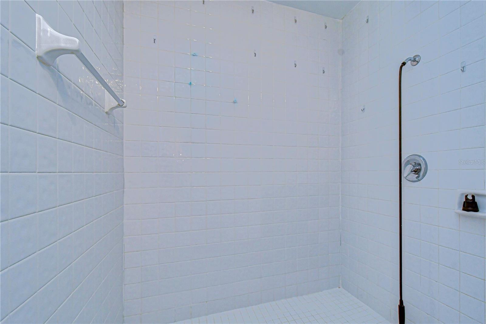 Image 27 of 40 For 5614 30th Avenue S