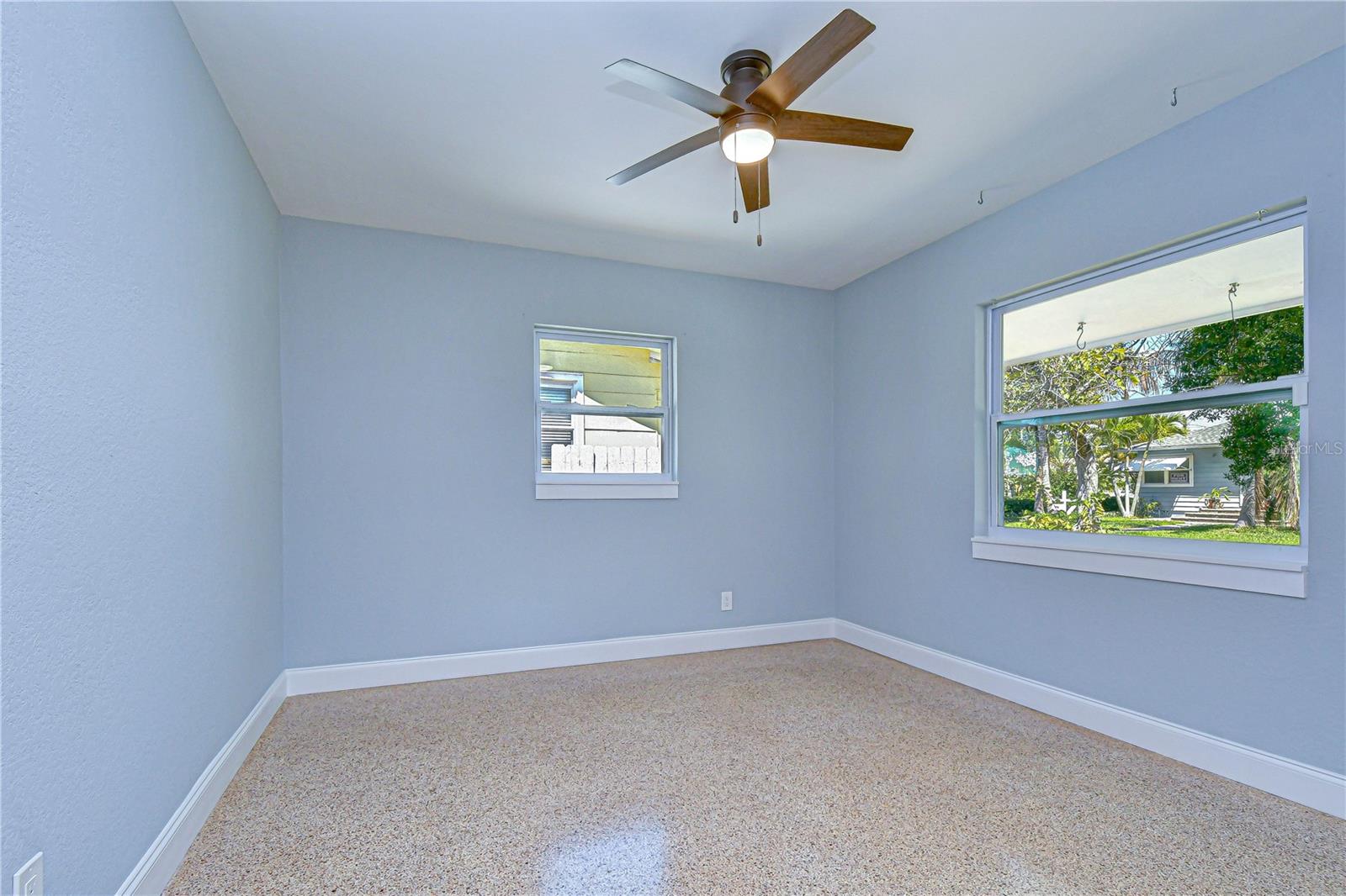 Image 28 of 40 For 5614 30th Avenue S