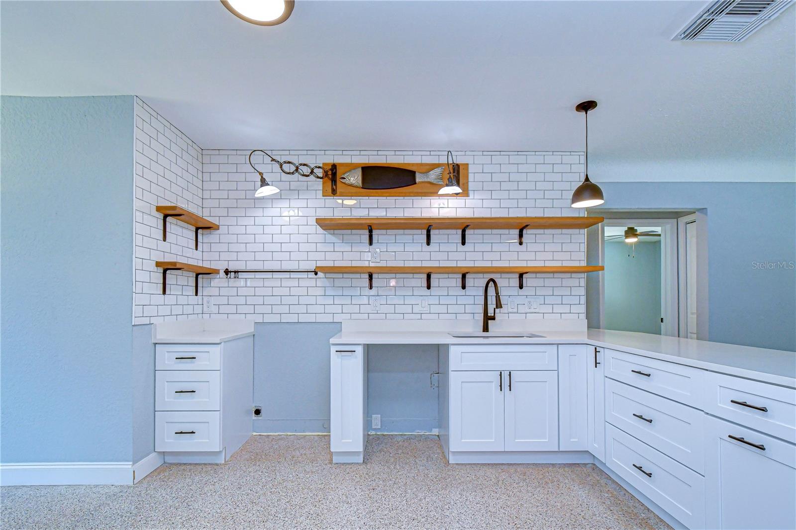 Image 9 of 40 For 5614 30th Avenue S